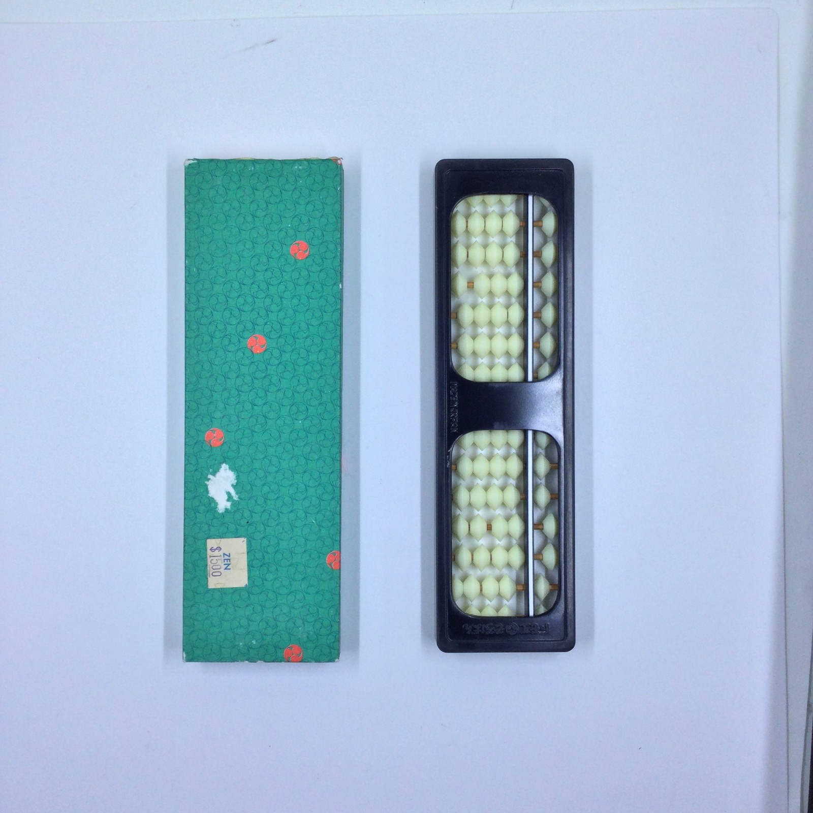 Standard Tomoe Soroban Abacus / 15 Digits No. 4P650
