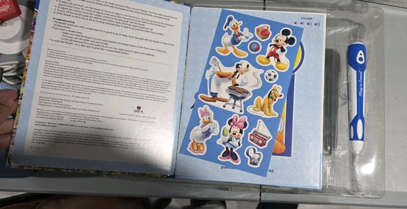 Disney My Interactive Point and Play 8 BOOK LIBRARY w/ pen that plays the books