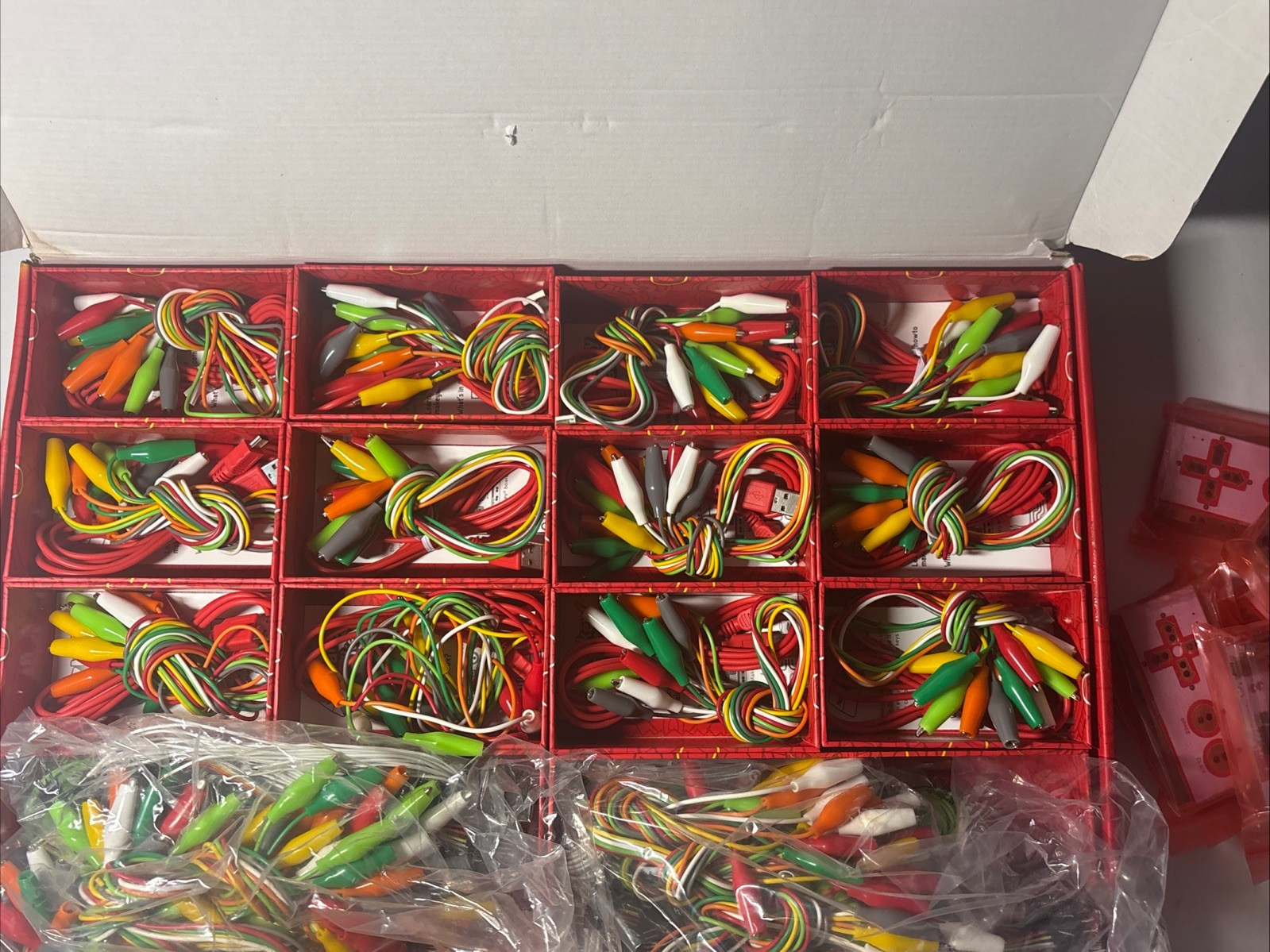 Preowned Makey Makey STEM Pack Classroom Invention Literacy Kit