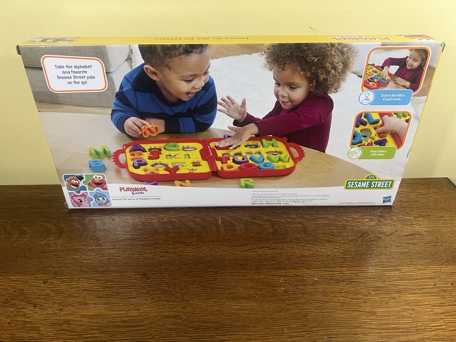 Sesame Street Elmo On The Go Letters Alphabet Carry Case New Sealed