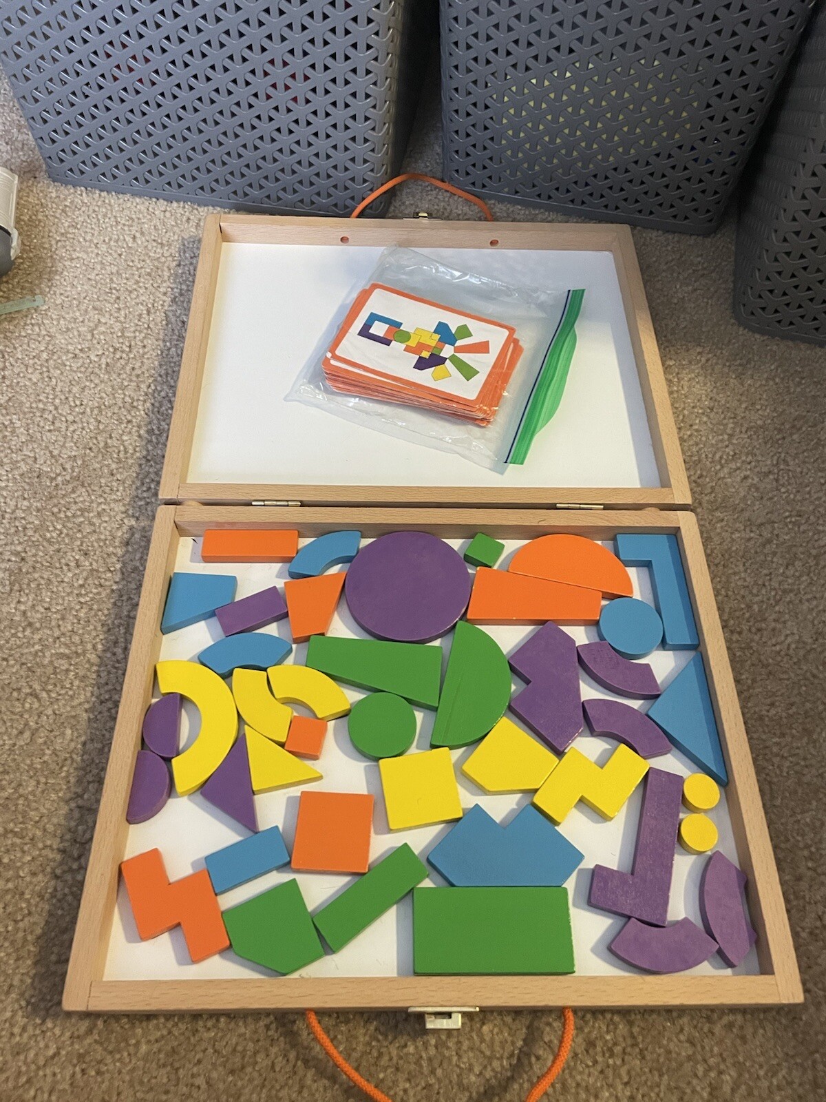 Imagination Magnets Creative Patterns 42 Magnetic Pcs Shapes 2010 Mindware