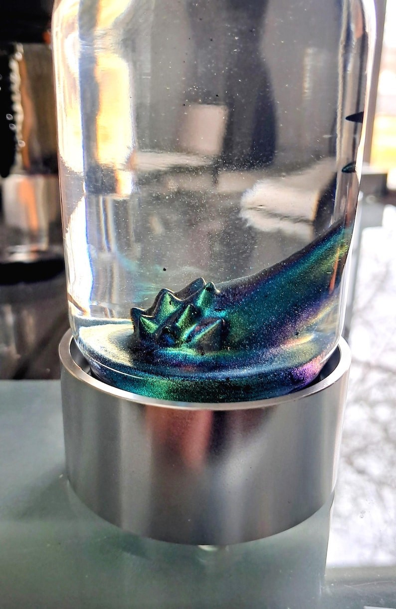 Iridescent GREEN Spike Ferrofluid Magnetic Display