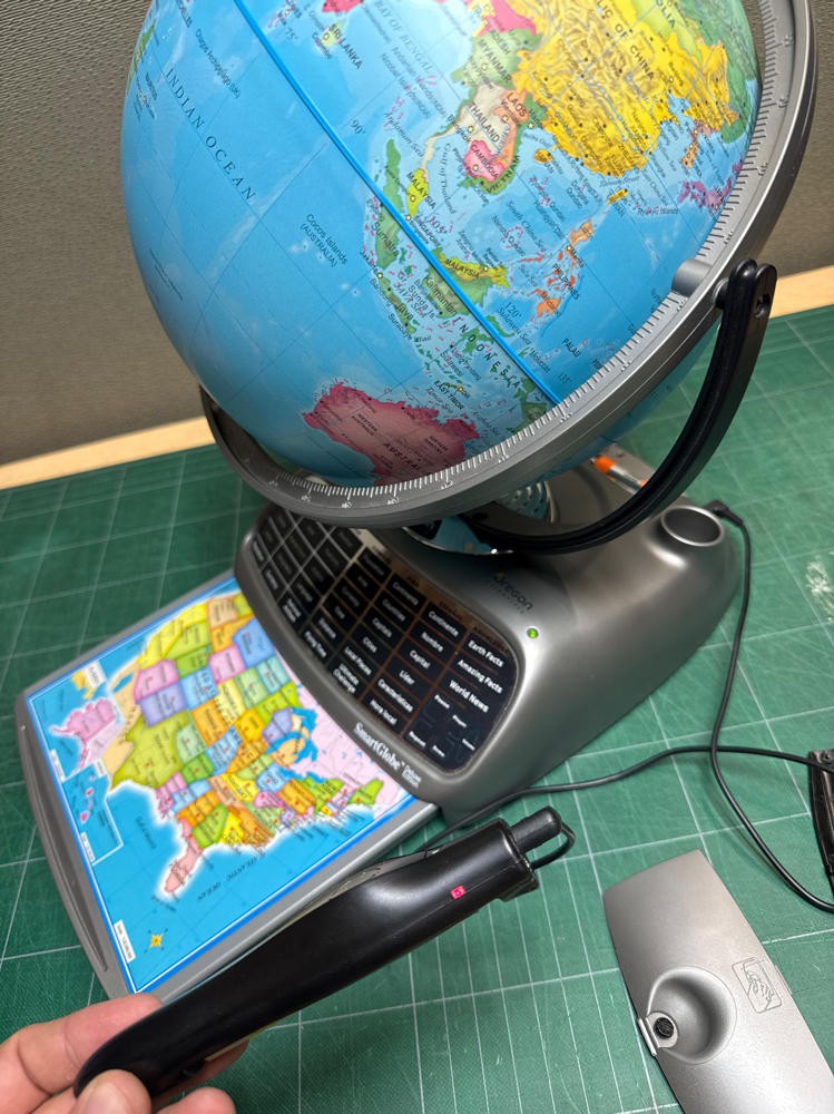 Oregon Scientific Smart Globe Deluxe Edition W/Stylus Pen – Tested WORKING