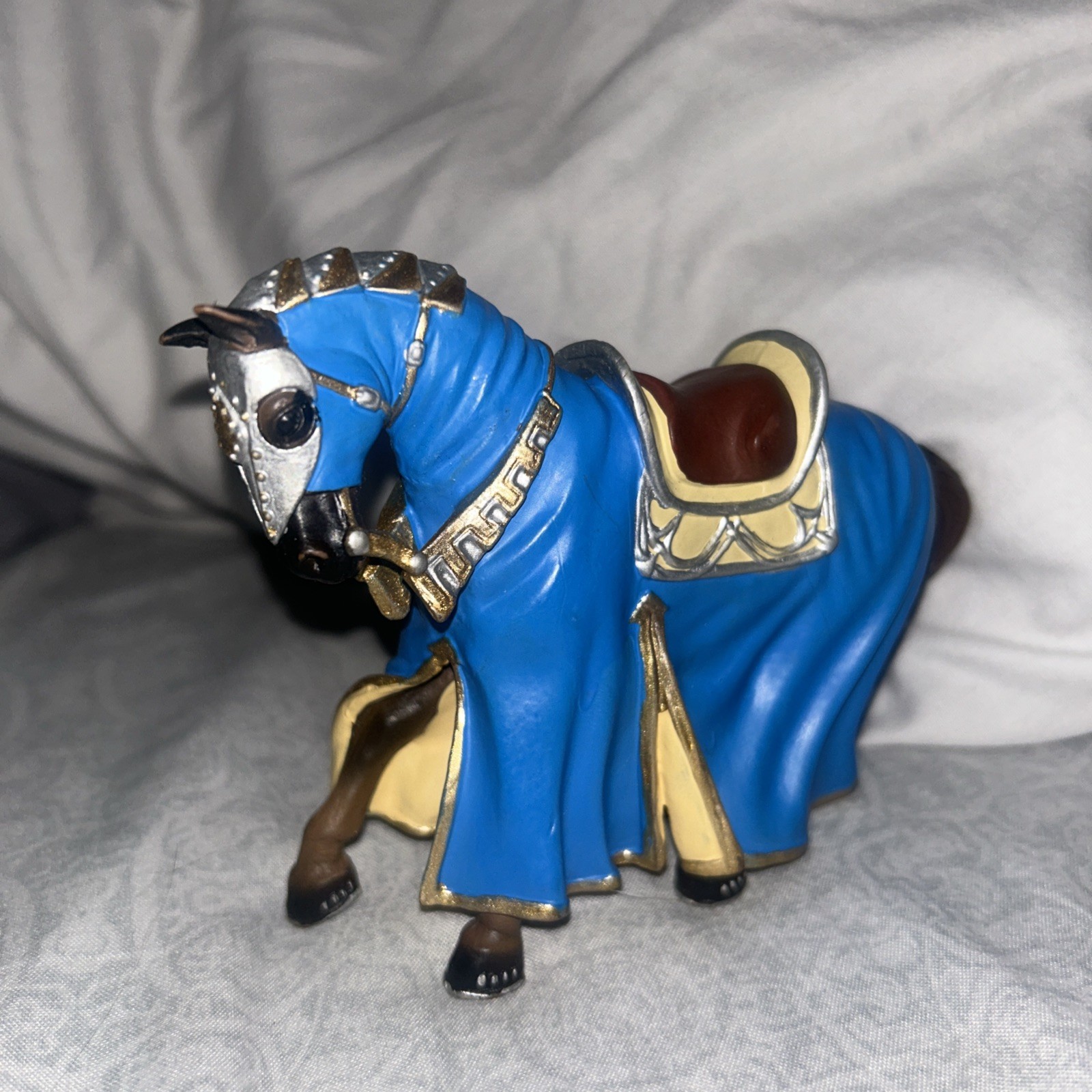 Bullyland Tournament Horse Blue Animal Figure 80769 IN STOCK b7