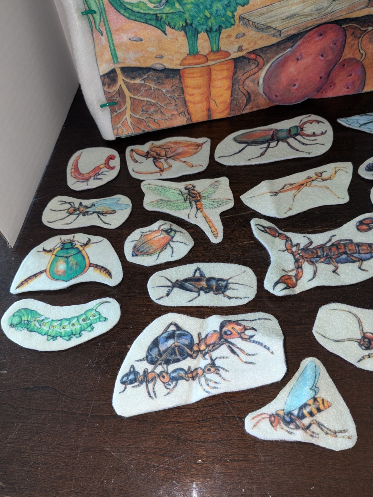 The Story Teller Felt Book W/ 37 Cutouts Bugs Garden Insects Ant Quiet Activity
