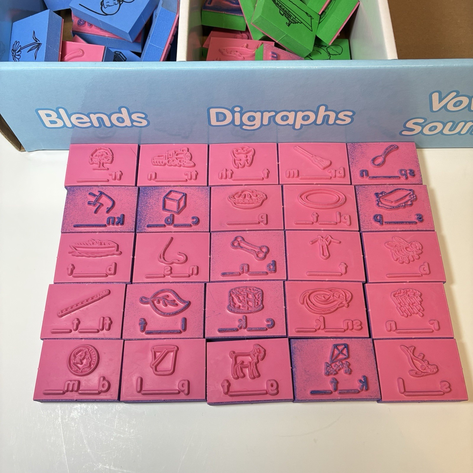 Lakeshore Fill In The Blank Phonics Stamps Level 2 Box Set 74 Stamps Complete
