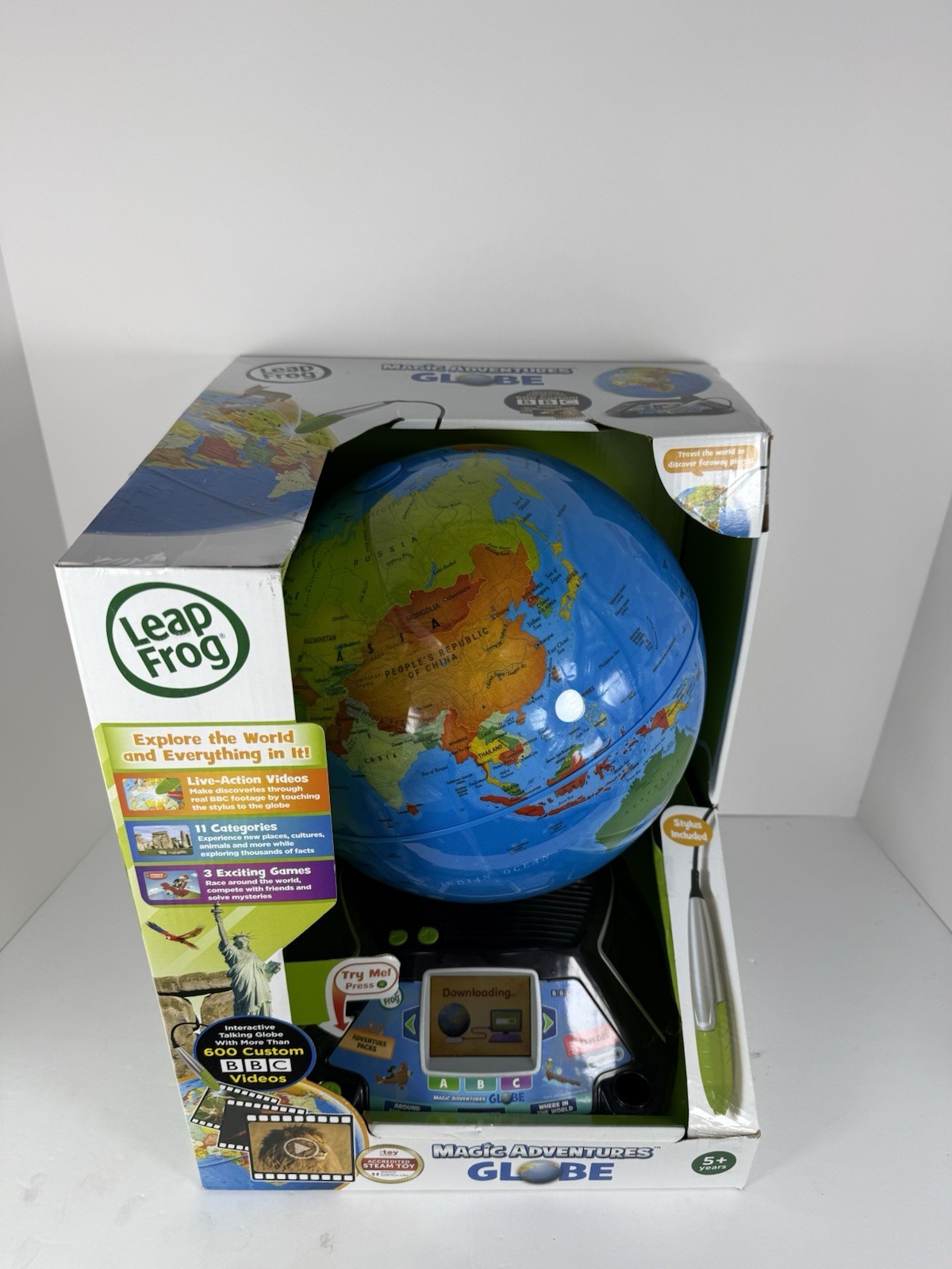 Vintage Leap Frog Magic Adventures Globe Stylus Included LeapFrog STEAM Toy NEW