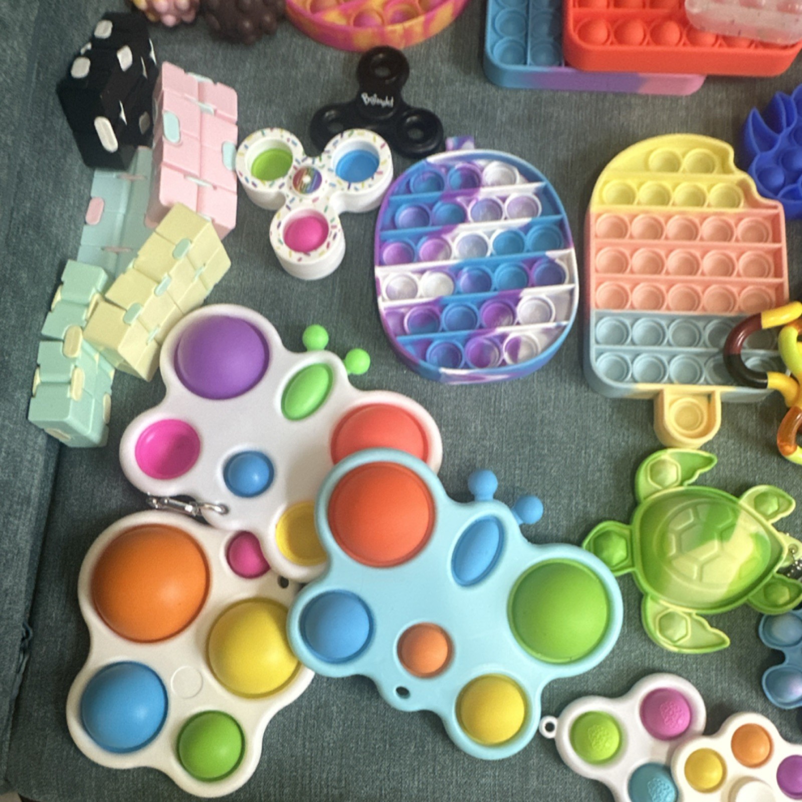 Sensory toys/fidget toy 50 piece lot variety