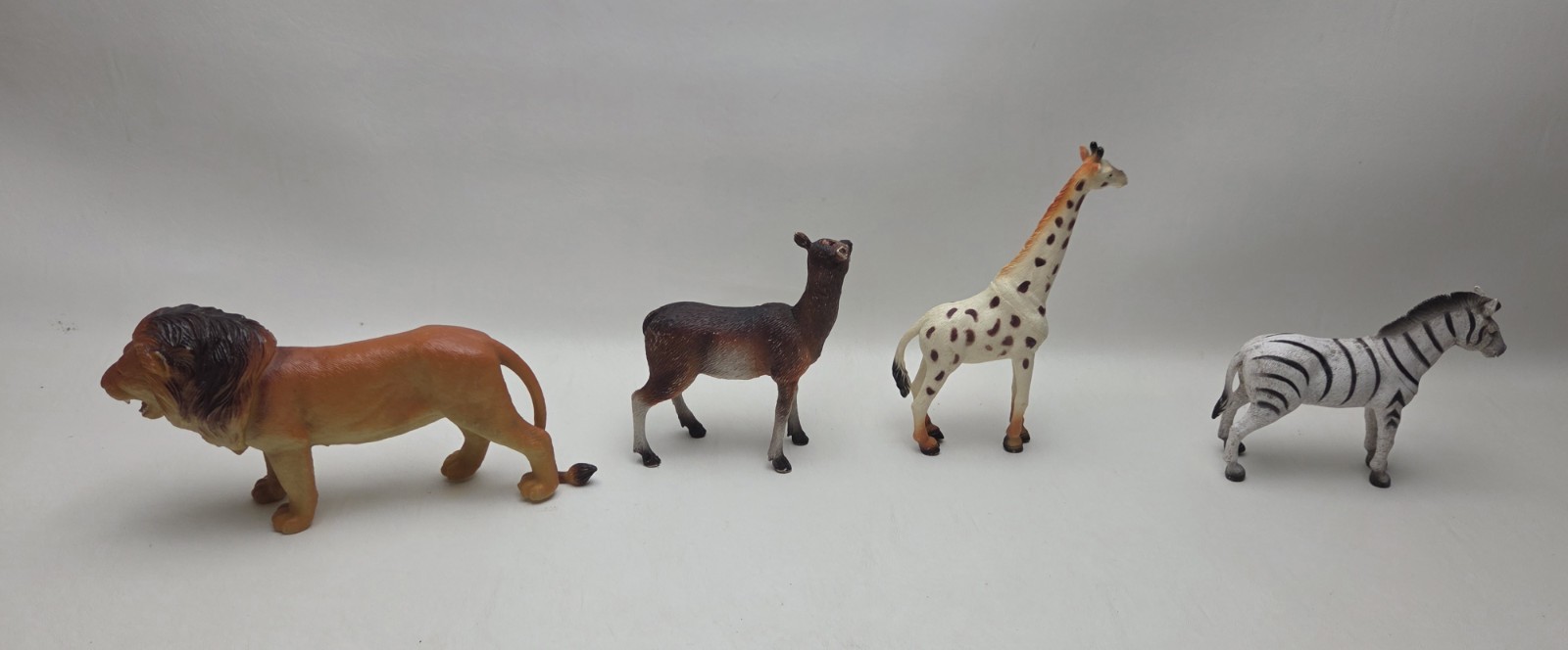 Large Safari Etc Plastic Zoo Animal Toy Lot Vintage Mixed Hard Figurine 2-8″
