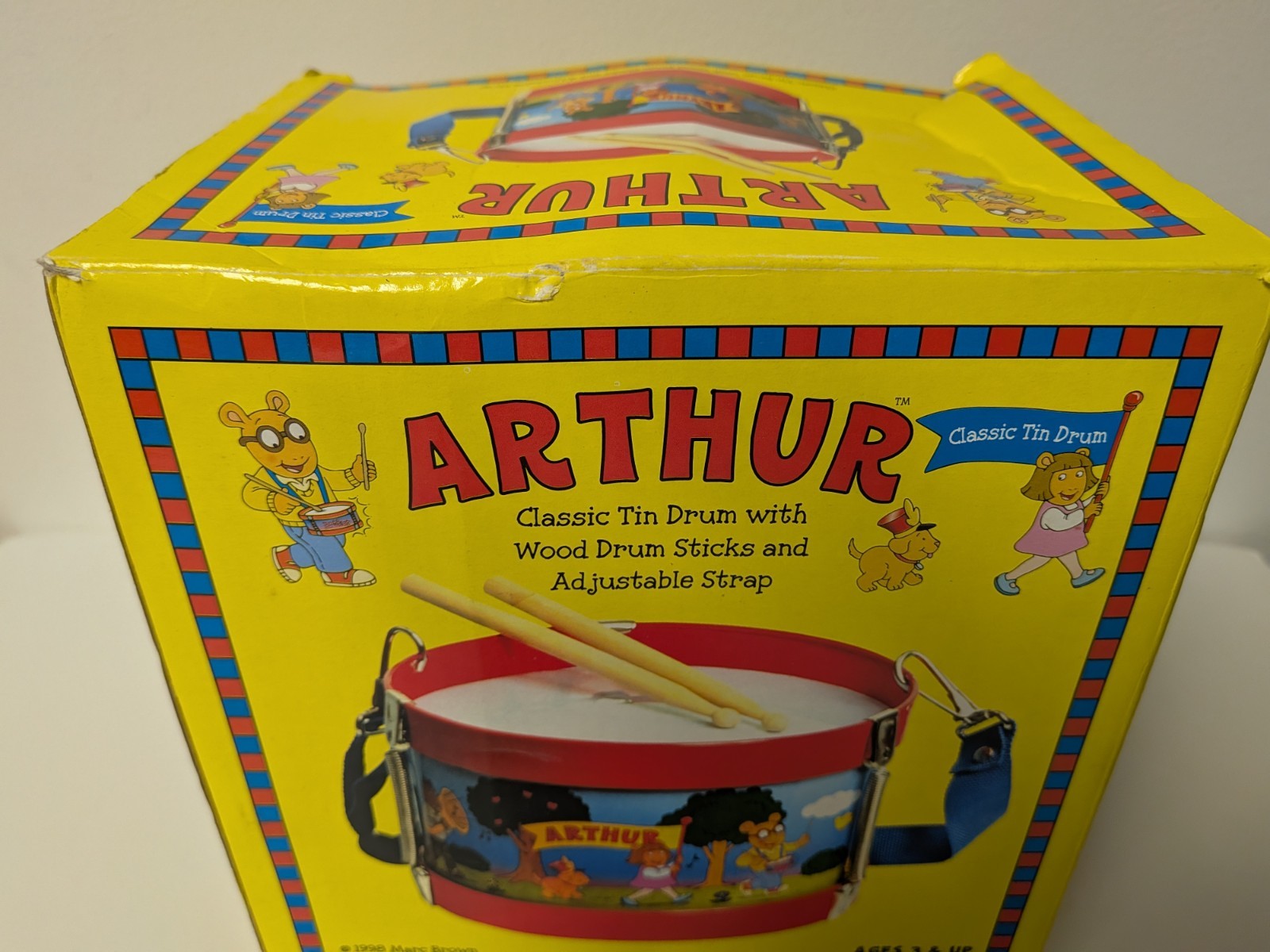 Vintage ARTHUR Schylling Tin Drum Toy w/ Drumsticks Adjustable Strap 1998 PBS