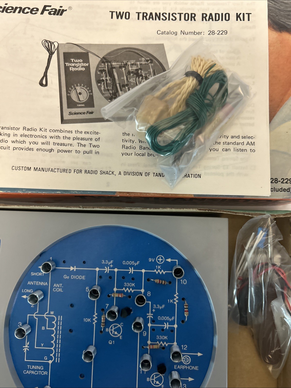 Vintage Science Fair Two-Transistor AM Radio Kit 28-229 Radio Shack NOS