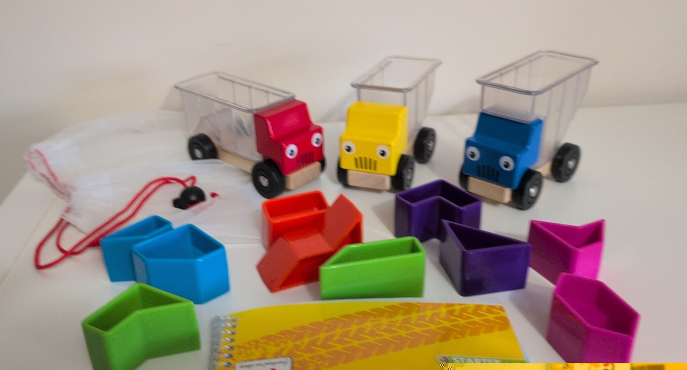 SmartGames Trucky 3 Wooden Skill Building Puzzle Game Moving Trucks Ages 3+