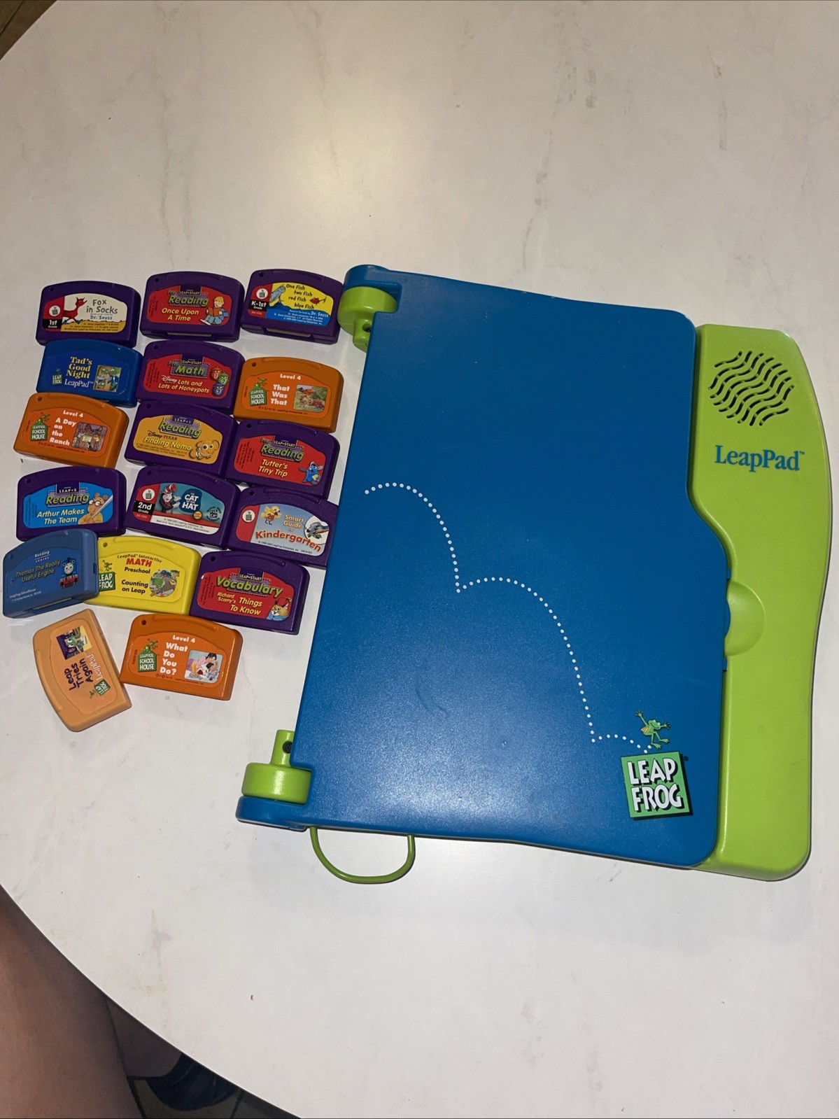 Vintage 2001 LeapFrog Leap Pad Learning System Console/Case/Books/Games
