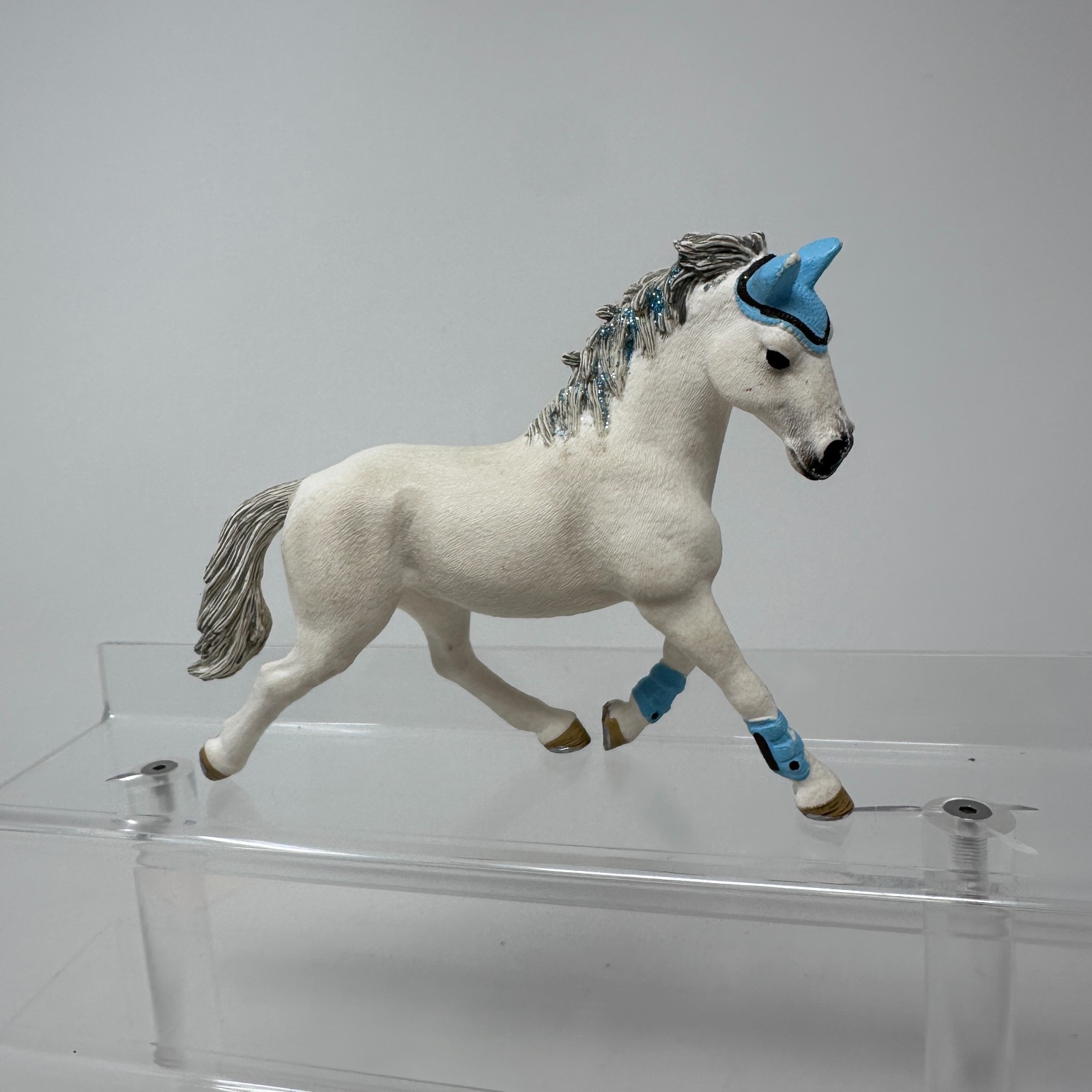 Schleich Hanoverian Mare Tournament Figure White Horse Stallion Animal Figurine
