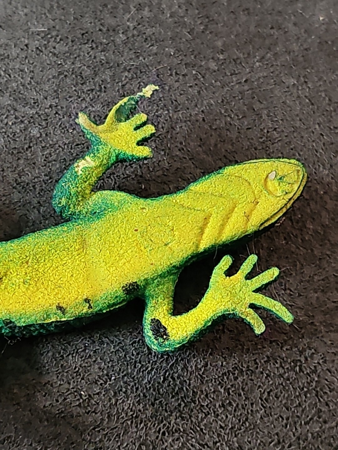 Unbranded Rubber Toy Lizard-4 Inches Damaged RL