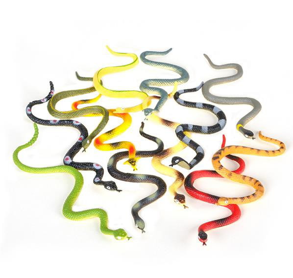 12 RAIN FOREST RUBBER SNAKES 6″ REALISTIC FAKE SNAKE HISSING TONGUE, GAG GIFT