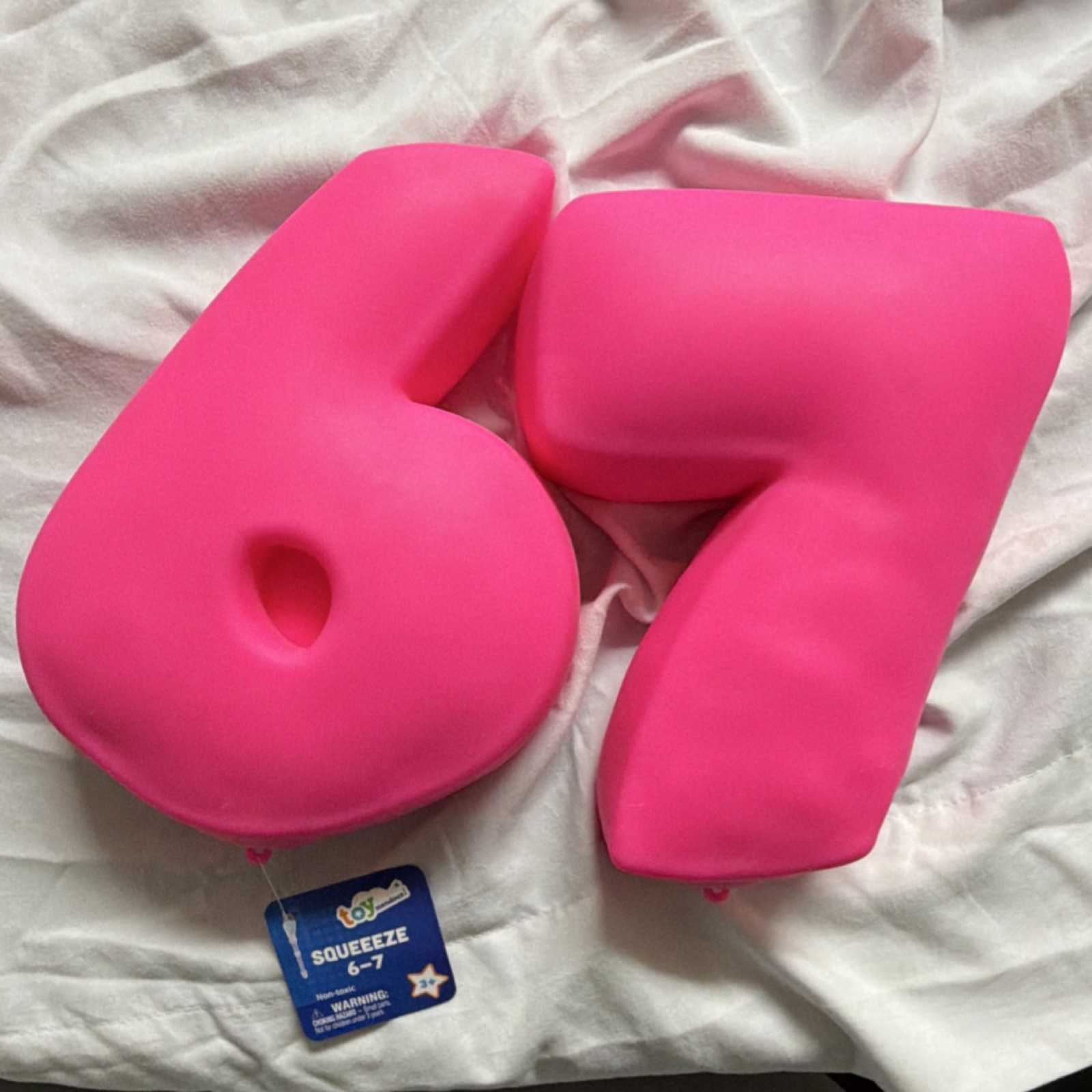 Toymendous Tactile Squeeze Toy Pink Ages 3+ 4-7 8-11 Years 2025 MPN 571362