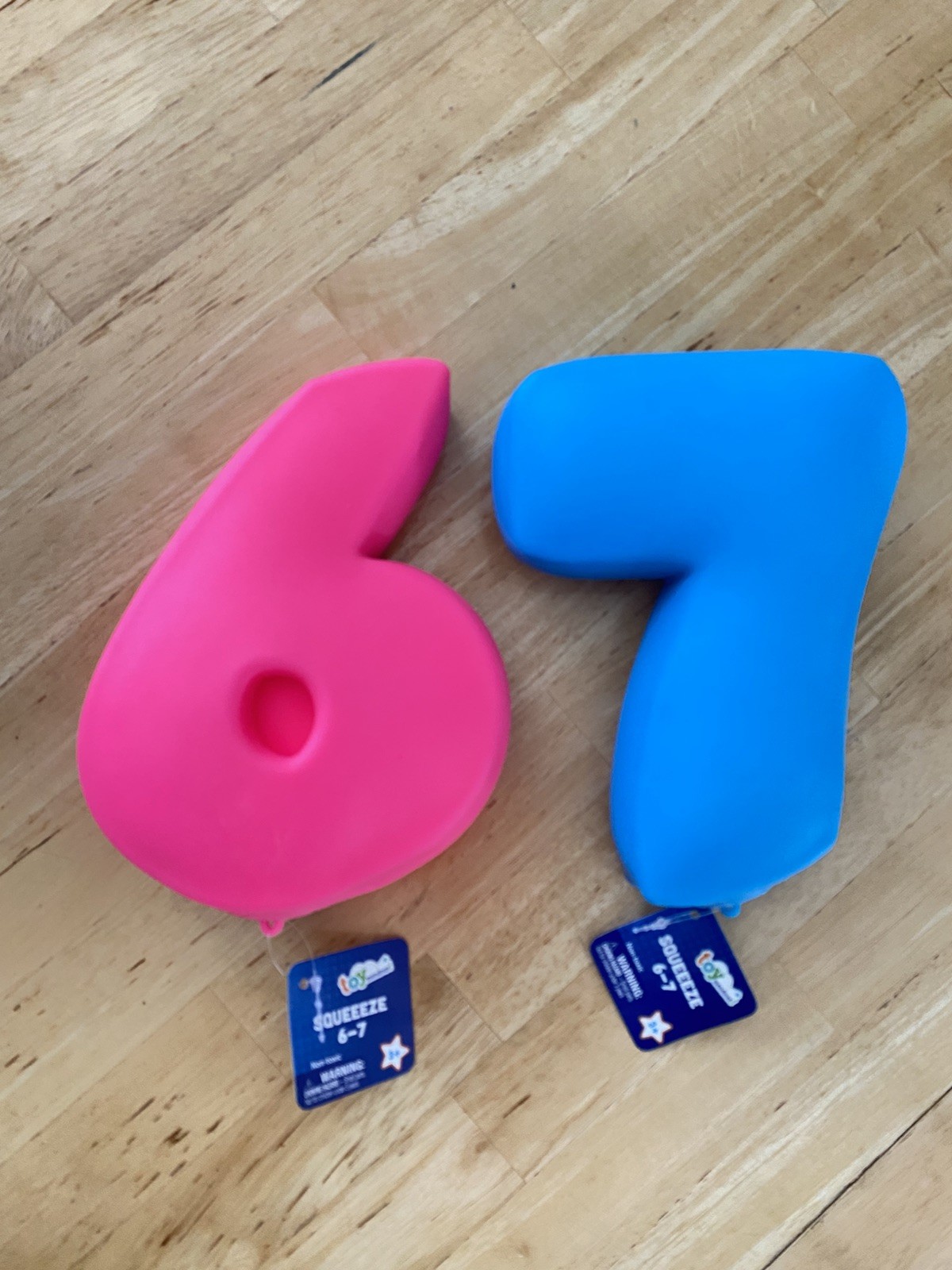 NEW Toymendous Squeeze 6 7 Pink & Blue Squishy Stress Relief Sensory Viral Meme