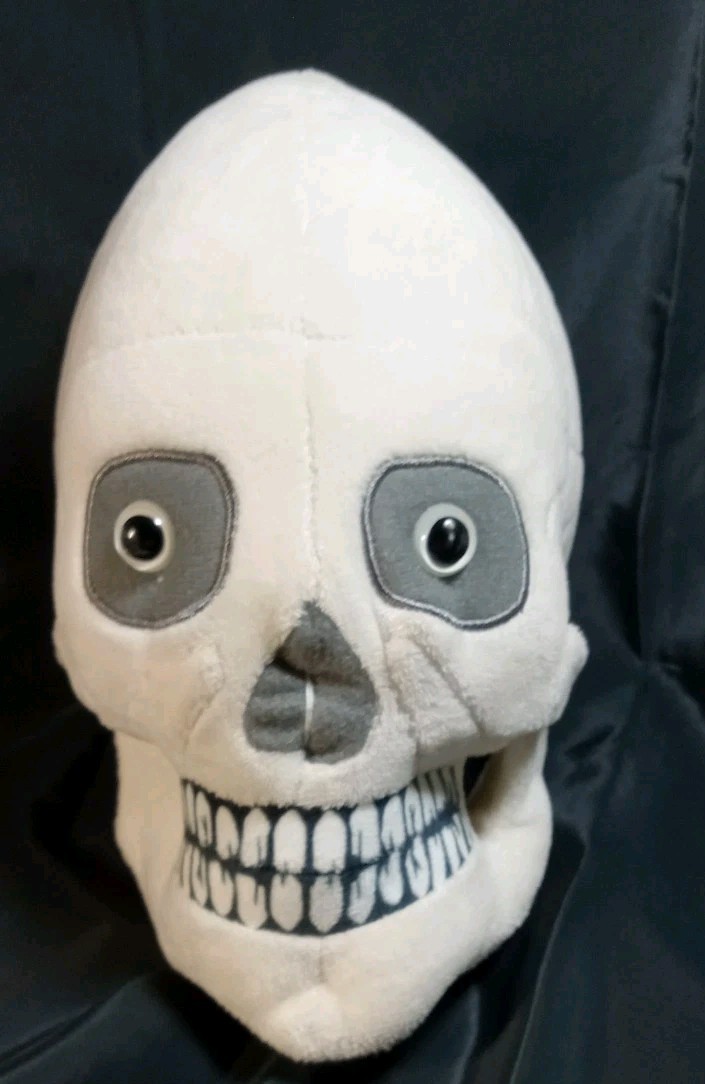 SKULL~ GIANTmicrobes Plush – Skull by Drew Oliver 💀🎃