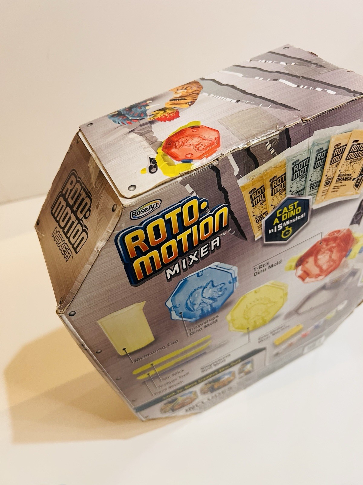 DINO LAB Roto Motion Mixer- Makes 6 Dinos w/ Cast Powder NEW