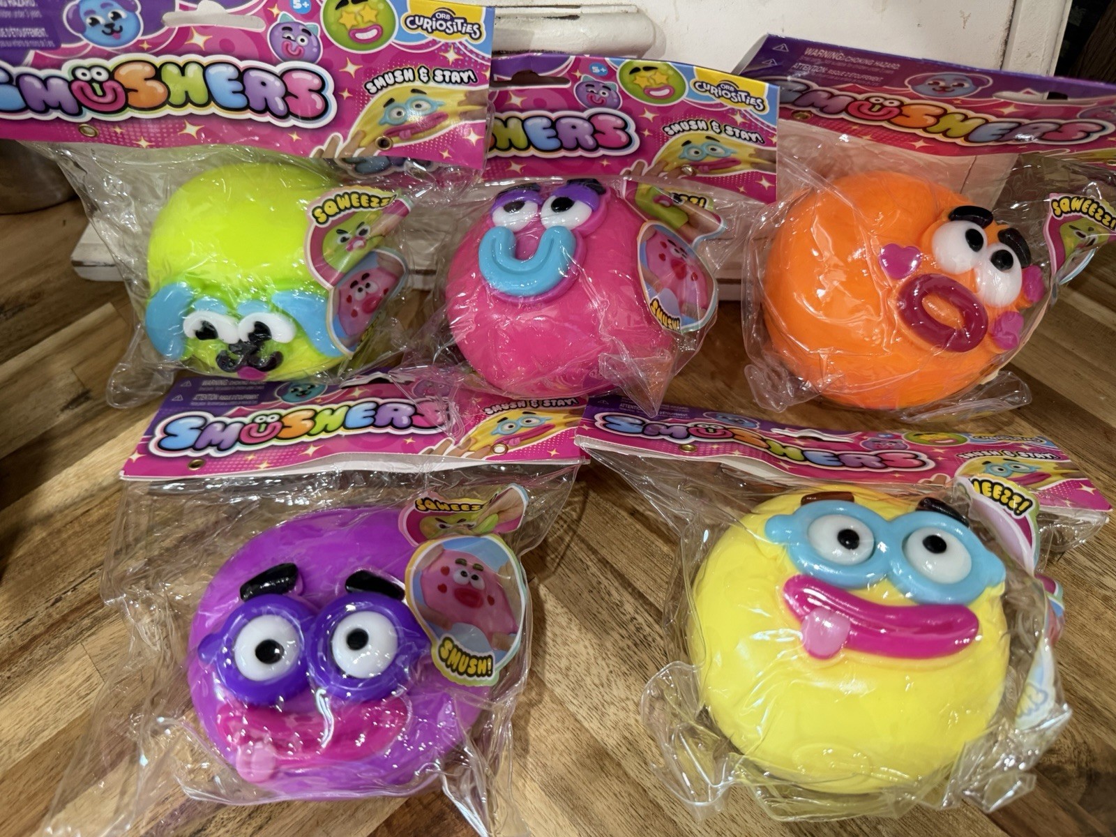 NEW AUTHENTIC RARE Viral ORB Smushers Squishy Toy LOT OF 5 FAST SHIP