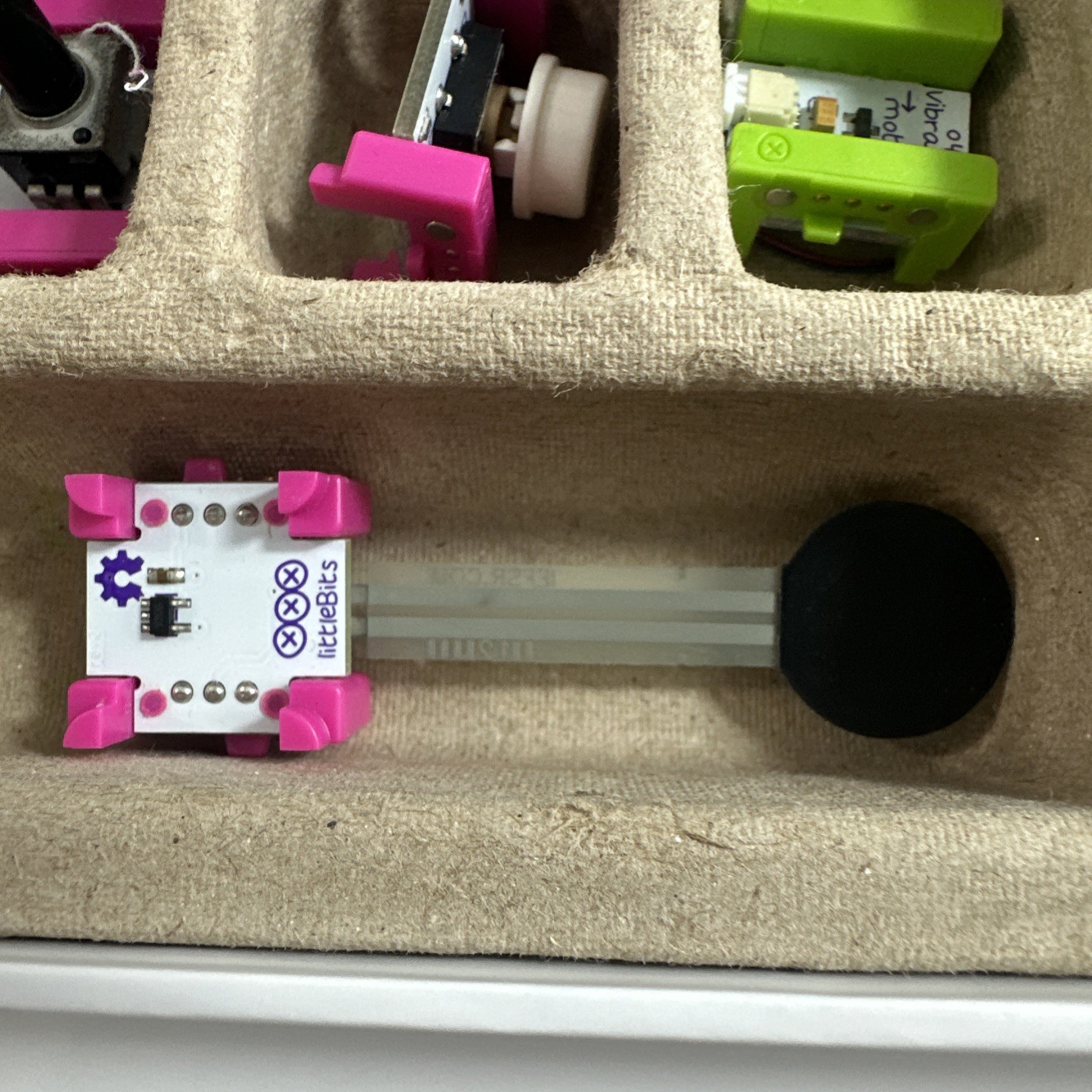 Little Bits Starter Kit V0.3 Complete Kit 11 Pieces In Box (no 9v battery)