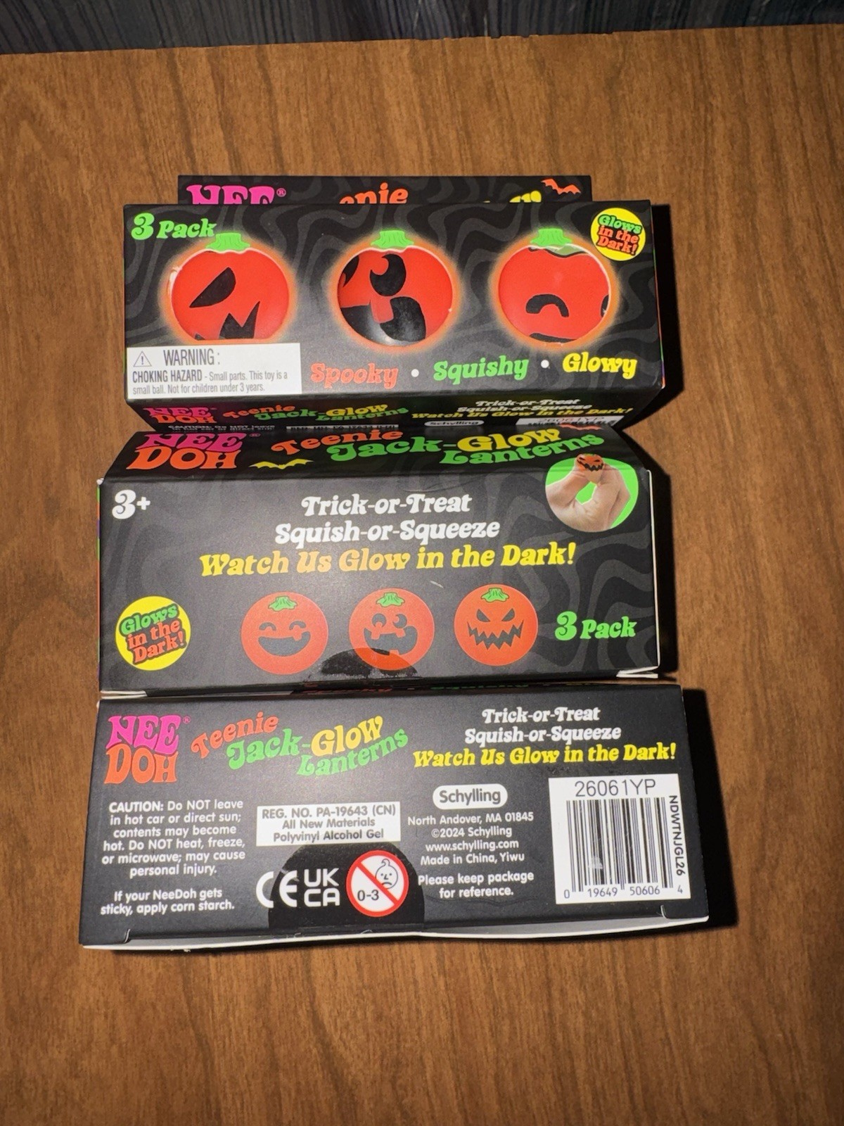 NeeDoh Teenie Jack-Glow Lanterns Glow in the Dark (1 box have a rip! ) 3 Pack