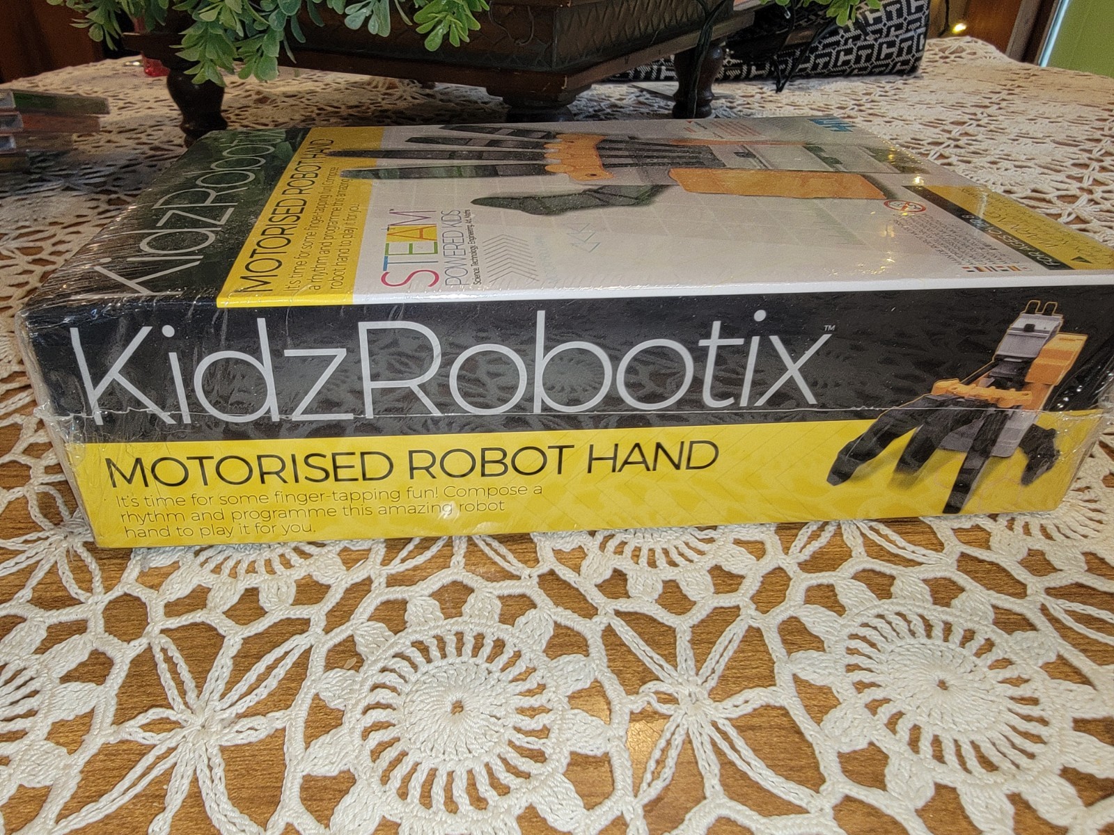 4M KidzRobotix Motorized Robot Hand STEM DIY Kit Programmable Drum Open Box 8+