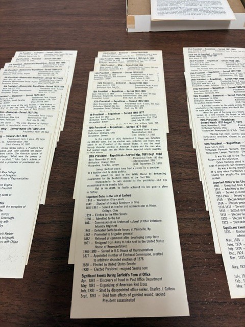 Vtg 1975 Presidents of the United States Flash Cards With Quiz Game Edu-Cards
