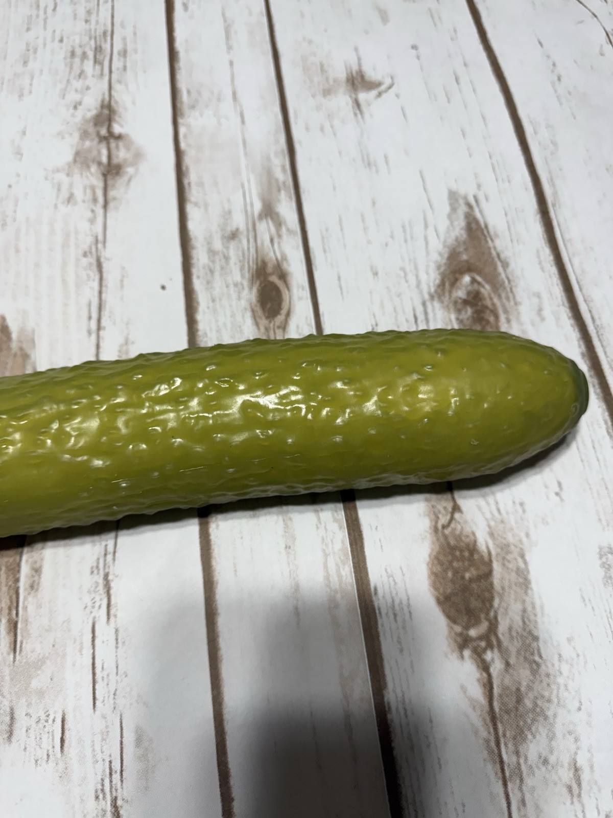 Toy Mendous Squeezy Pickle Giant XL Sensory Squishy Stress Toy Fidget NEW Viral