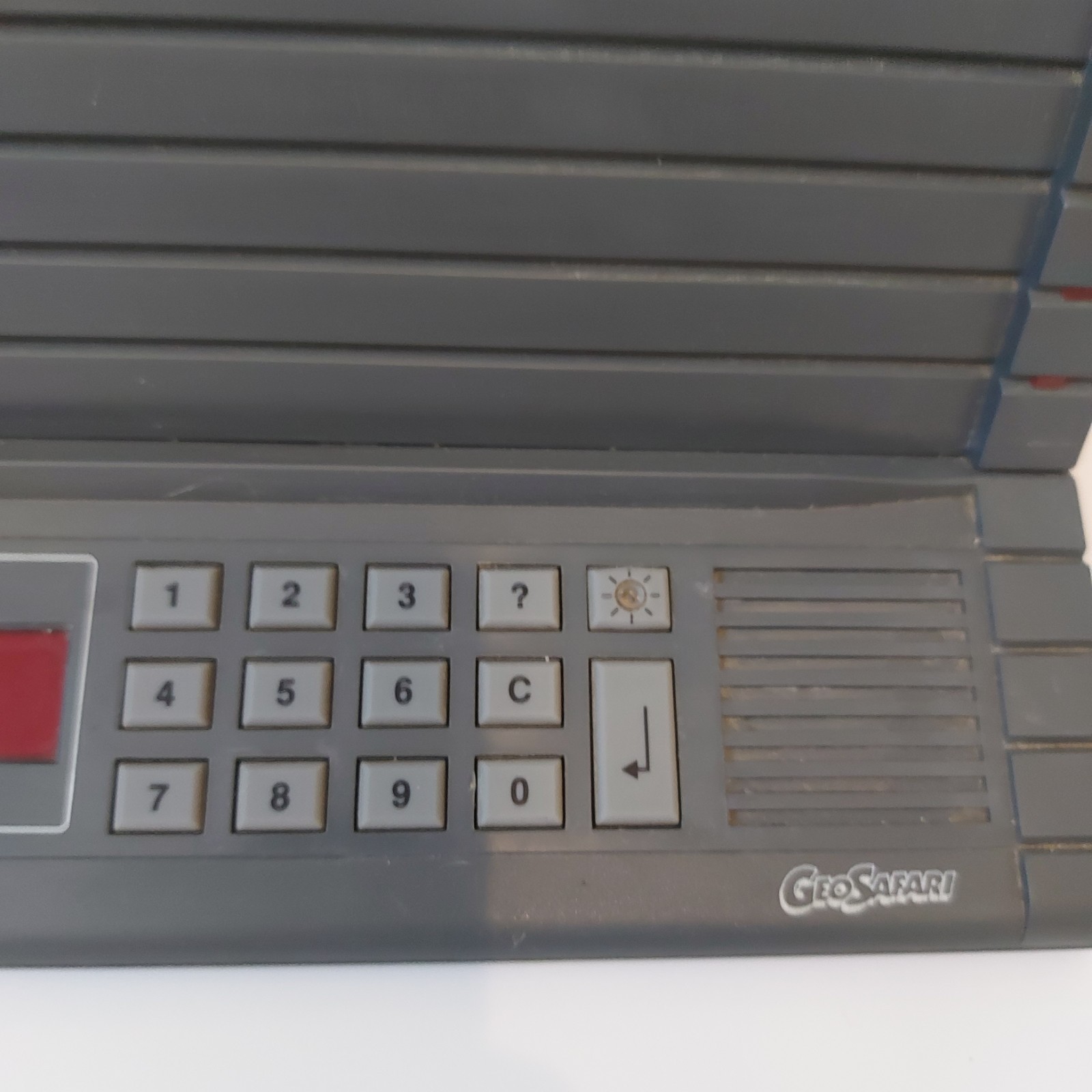 Vintage GeoSafari Electronic Learning Game EI-8700 11 sets 29 cards Tested WORKS