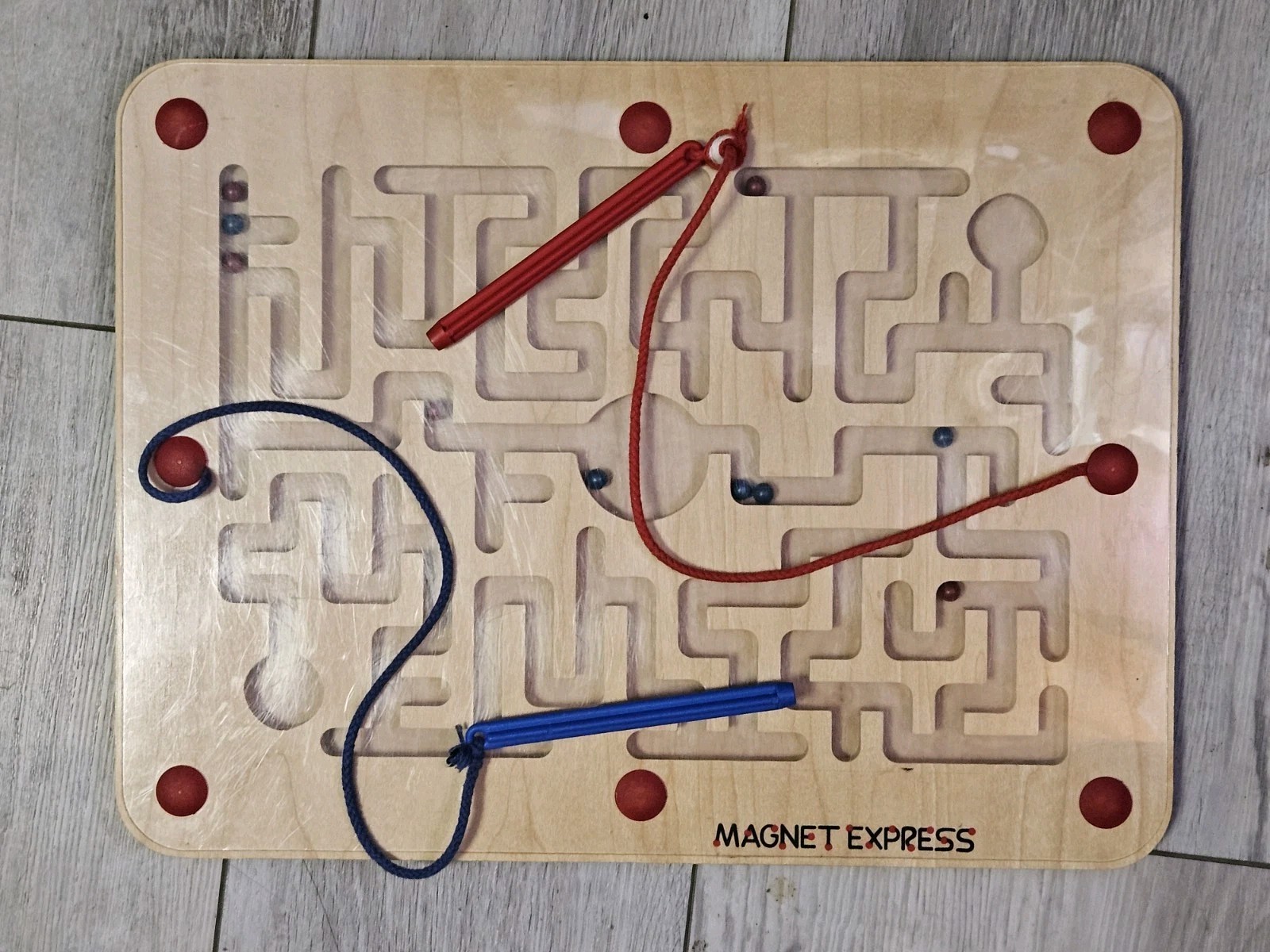 Magnet Express Magnetic Maze With Wands 12×15″ Wooden Enclosed Game Puzzle