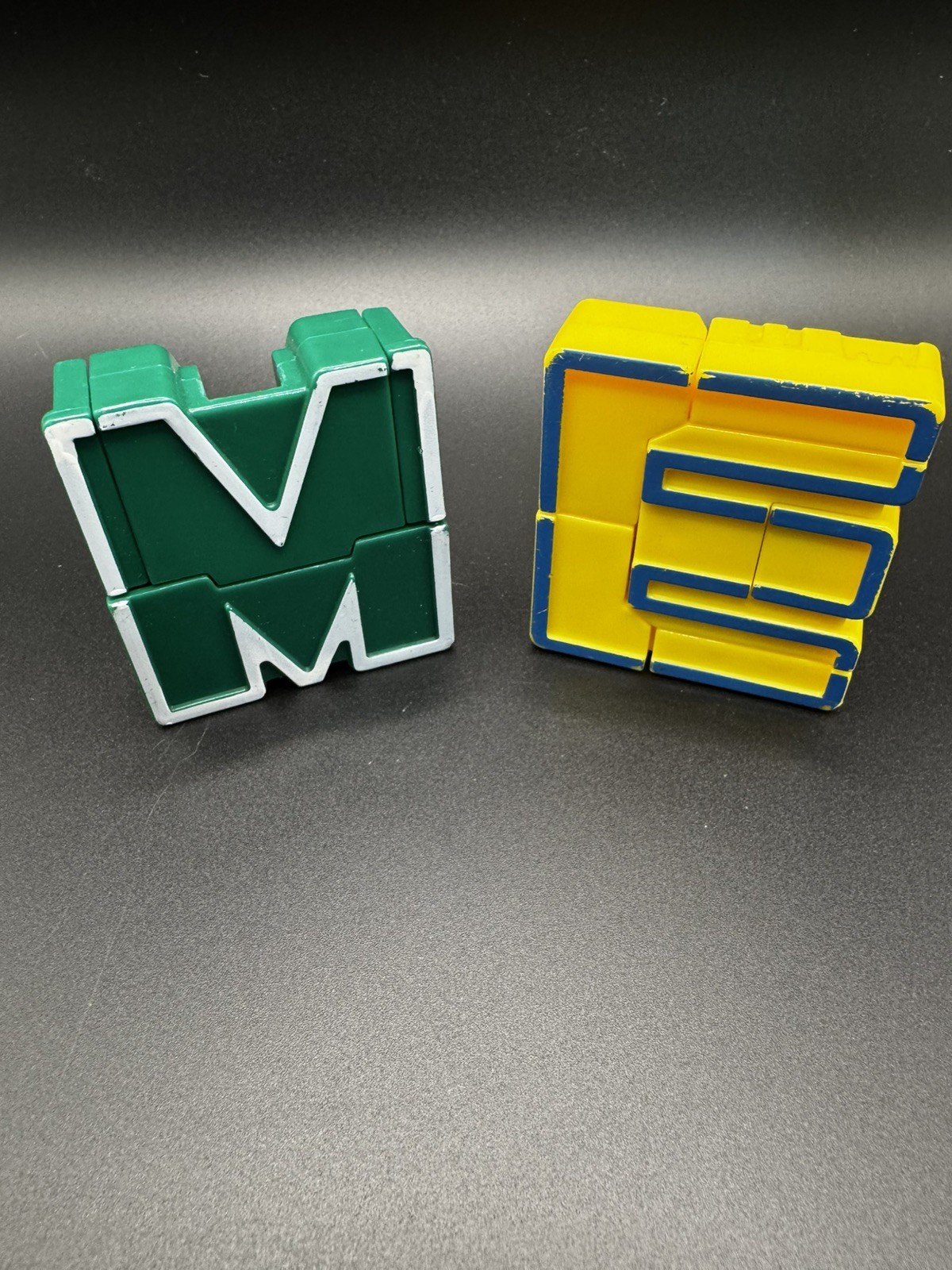 Alphabots Transformers Robots Alphabet Letters Numbers – Letter M & E