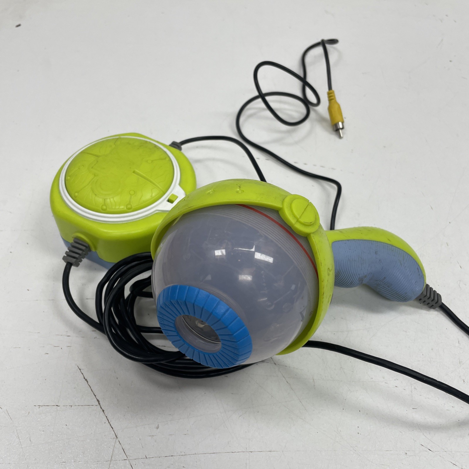 RETRO Jakks Pacific Eye Clops Bionic Eye Plug In TV Video Magnifier Microscope