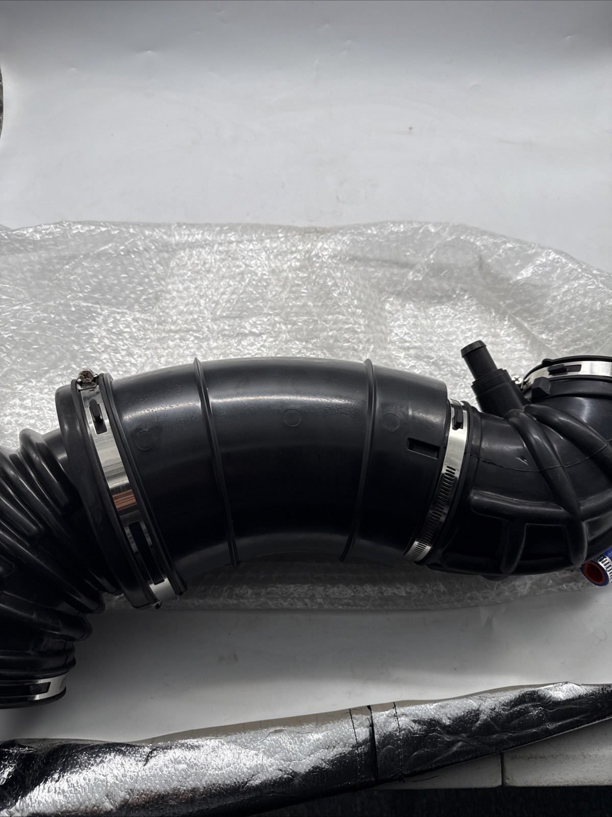 DICMIC 696-207 53032944AC Engine Air Intake Hose Compatible with Dodge Ram 20…