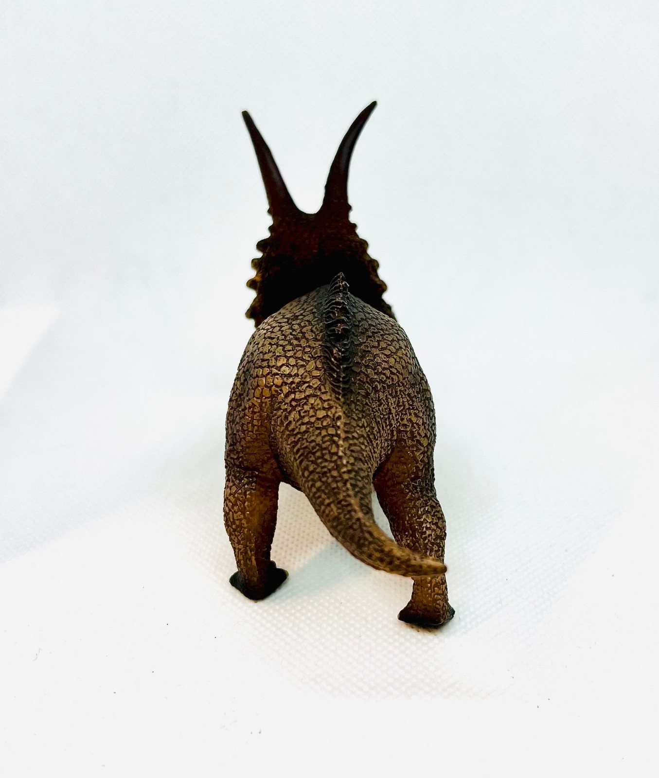 CollectA – Diabloceratops 88593- Prehistoric Dinosaur Toy Model Figure – 3″ x 6″