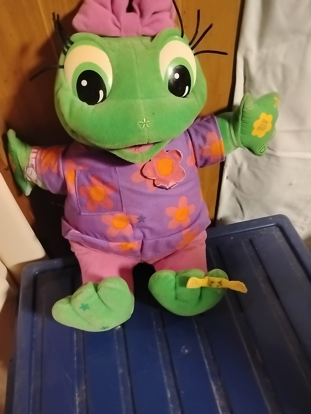 LeapFrog LOVABLE LILY Interactive Dress Up Doll – Fun Games & Activities, 20050