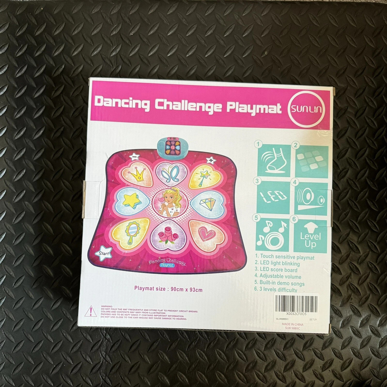Sunlin Dancing Challenge Playmat Brand New in Box Touch Sensitive LED