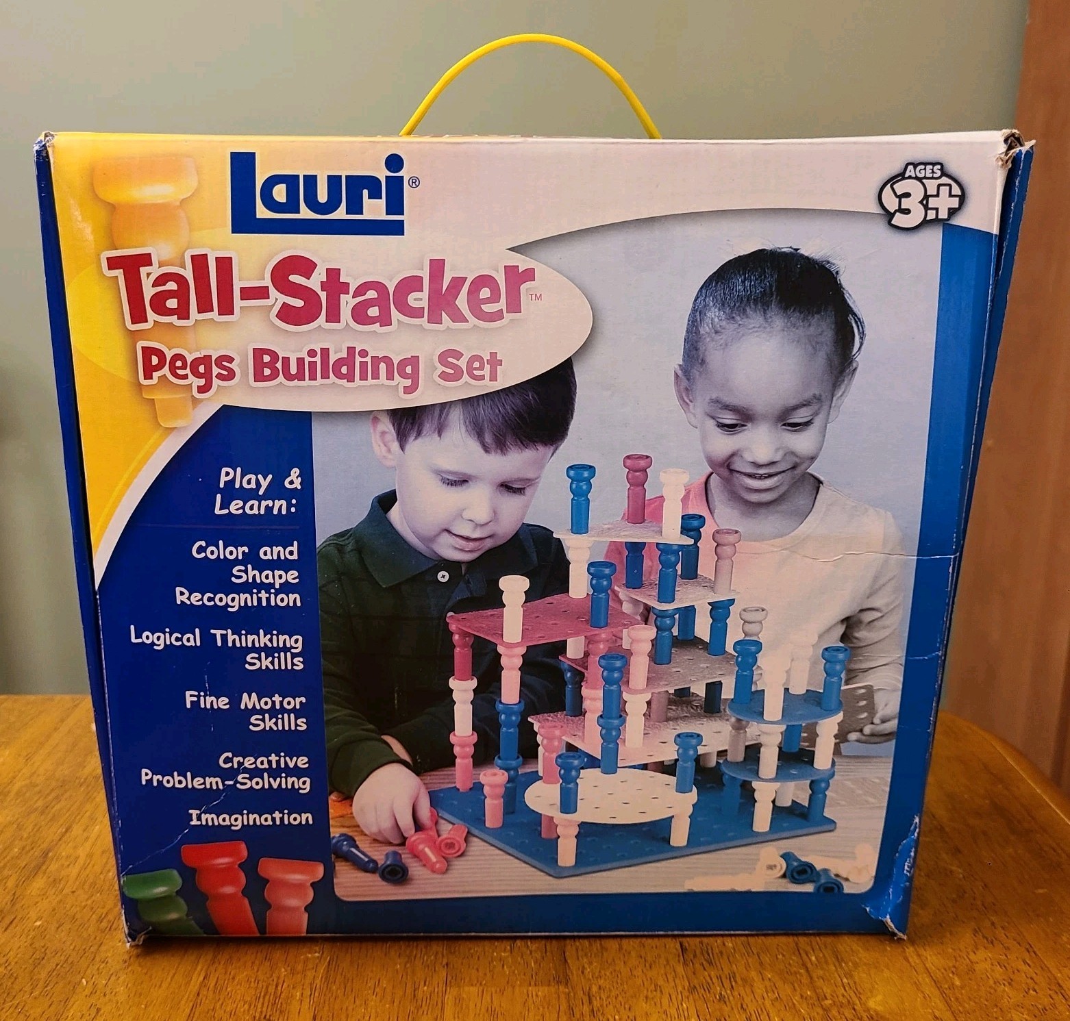 2009 Lauri Tall-Stackers Pegs Building Set