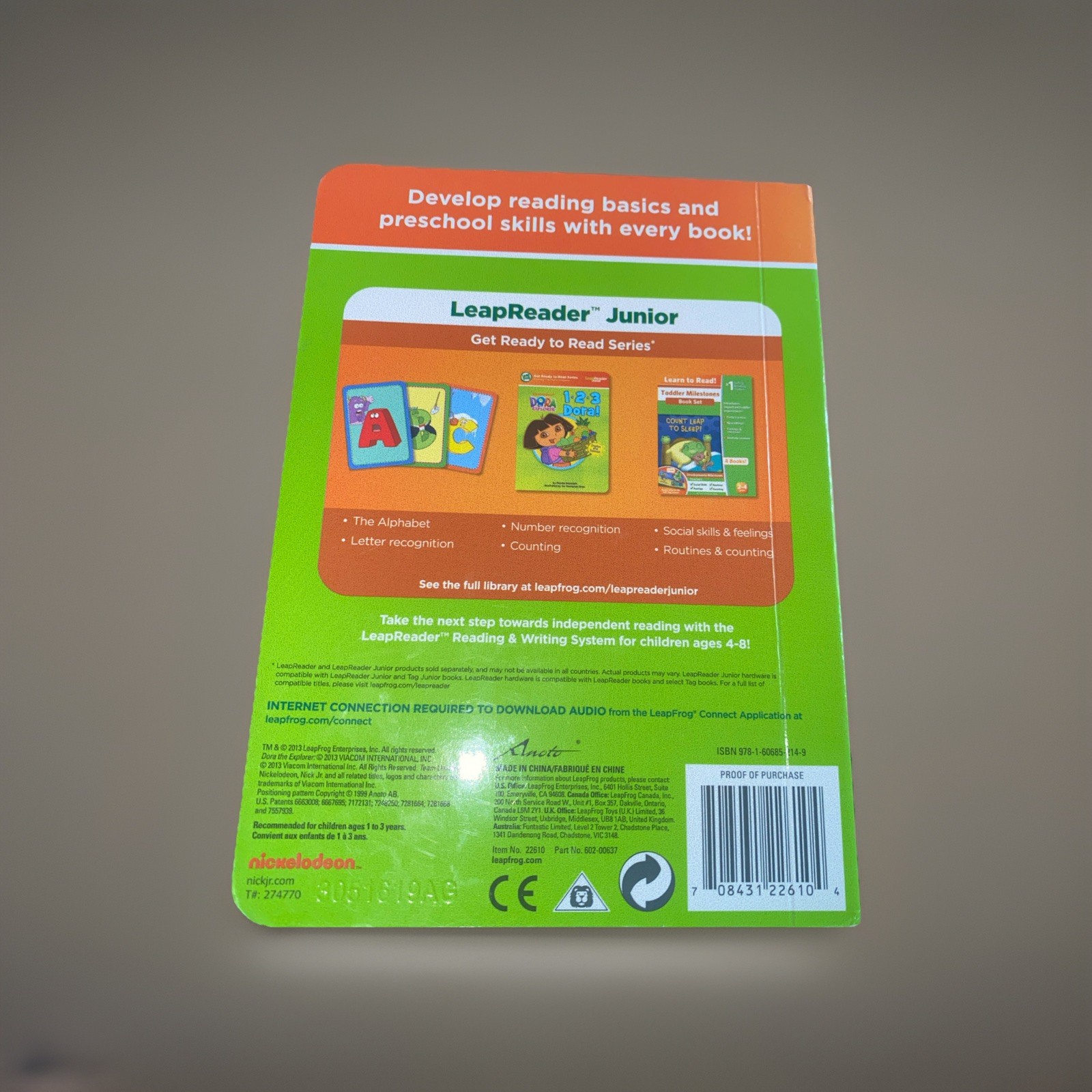 Leap Frog Tag Junior Green Scout Reader with 4 Books. EUC