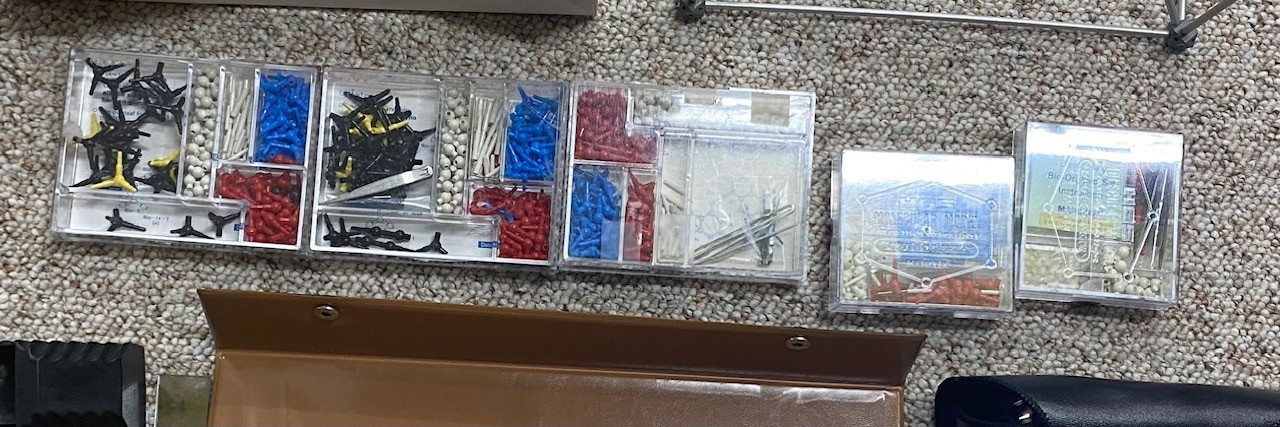 Six HGS Biochemistry Kits Plus 3 Stereo Viewers/Glasses – Maruzen
