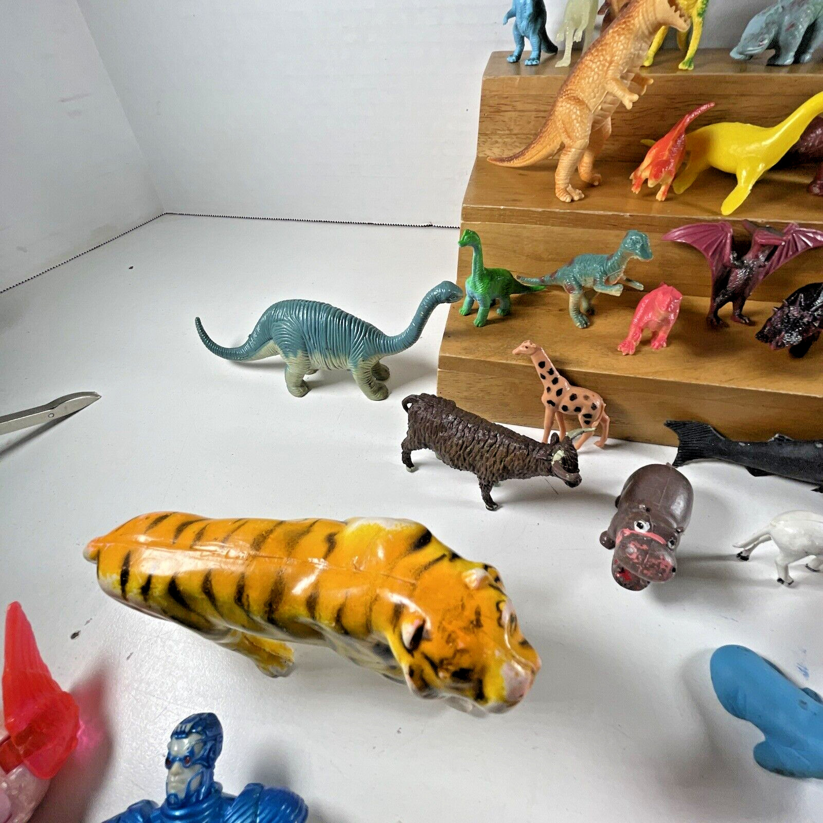 Estate TOY BOX LOT of 65 Miniature Toy Plastic Animal, Dinos + Figures