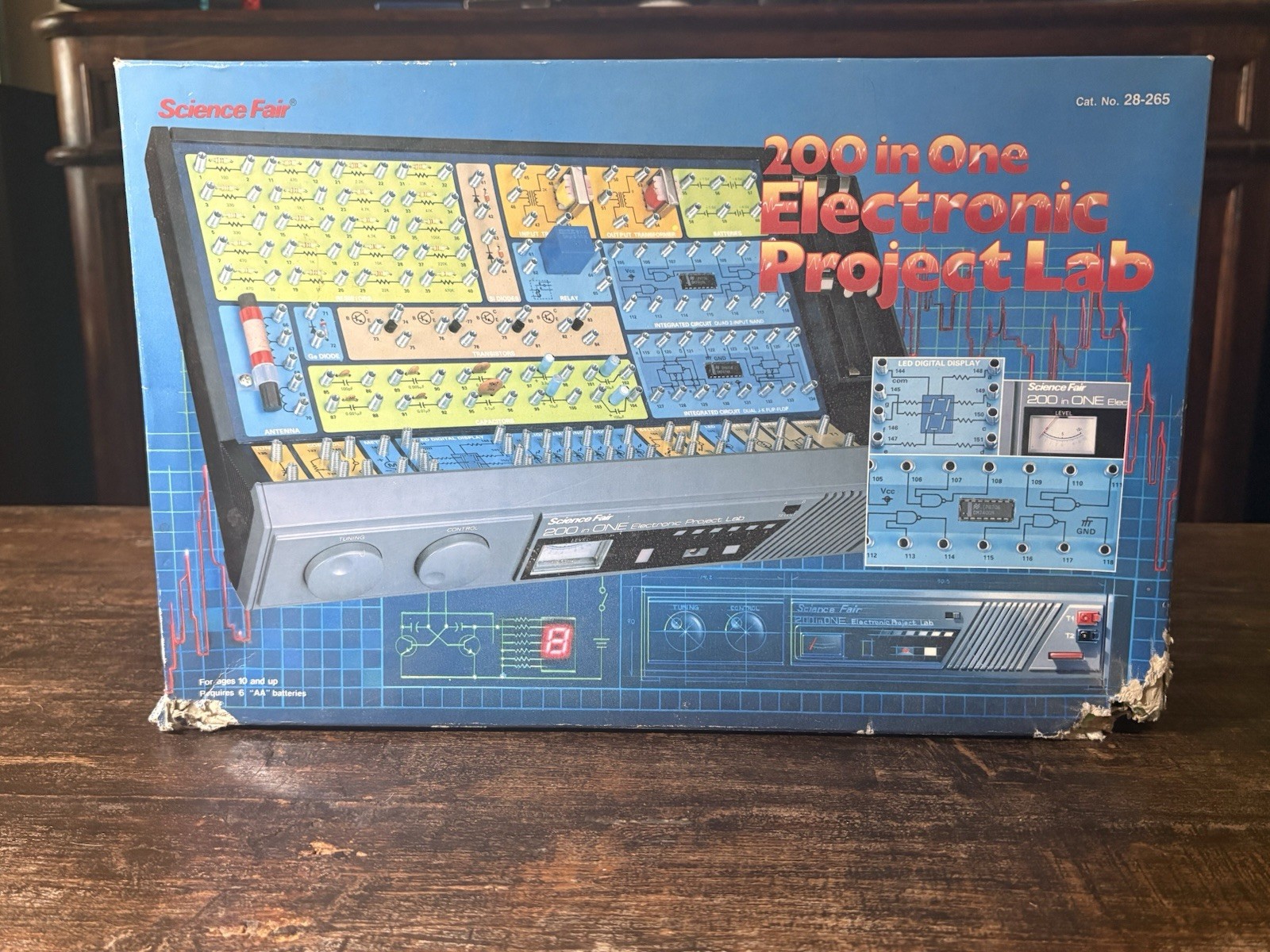 Radio Shack Science Fair 200 in 1 Electronic Project Lab 28-265 Untested Manual
