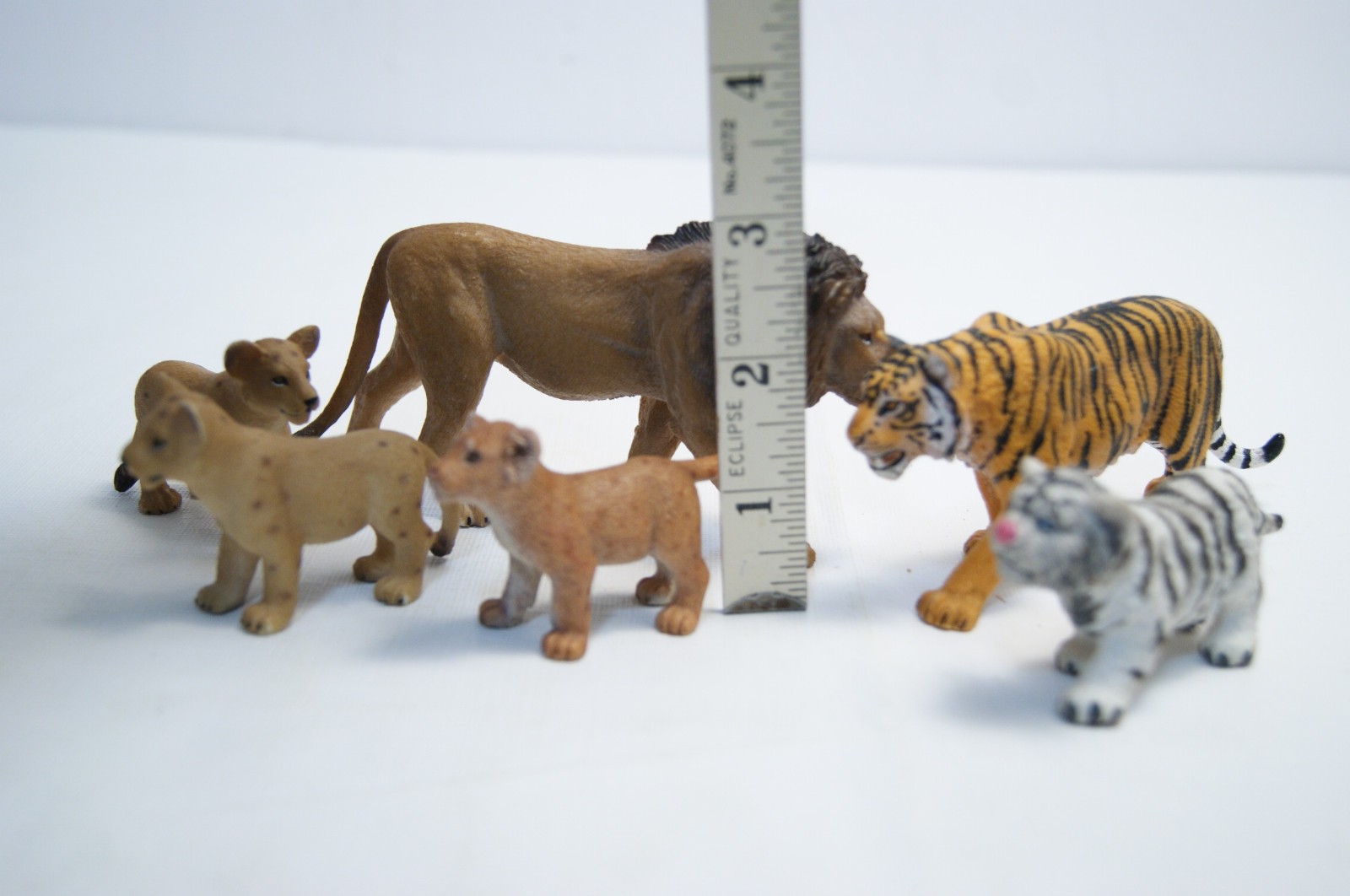 Mixed Brand Wildlife Animal Figures Lot – Schleich MOJO Terra Safari TOMY