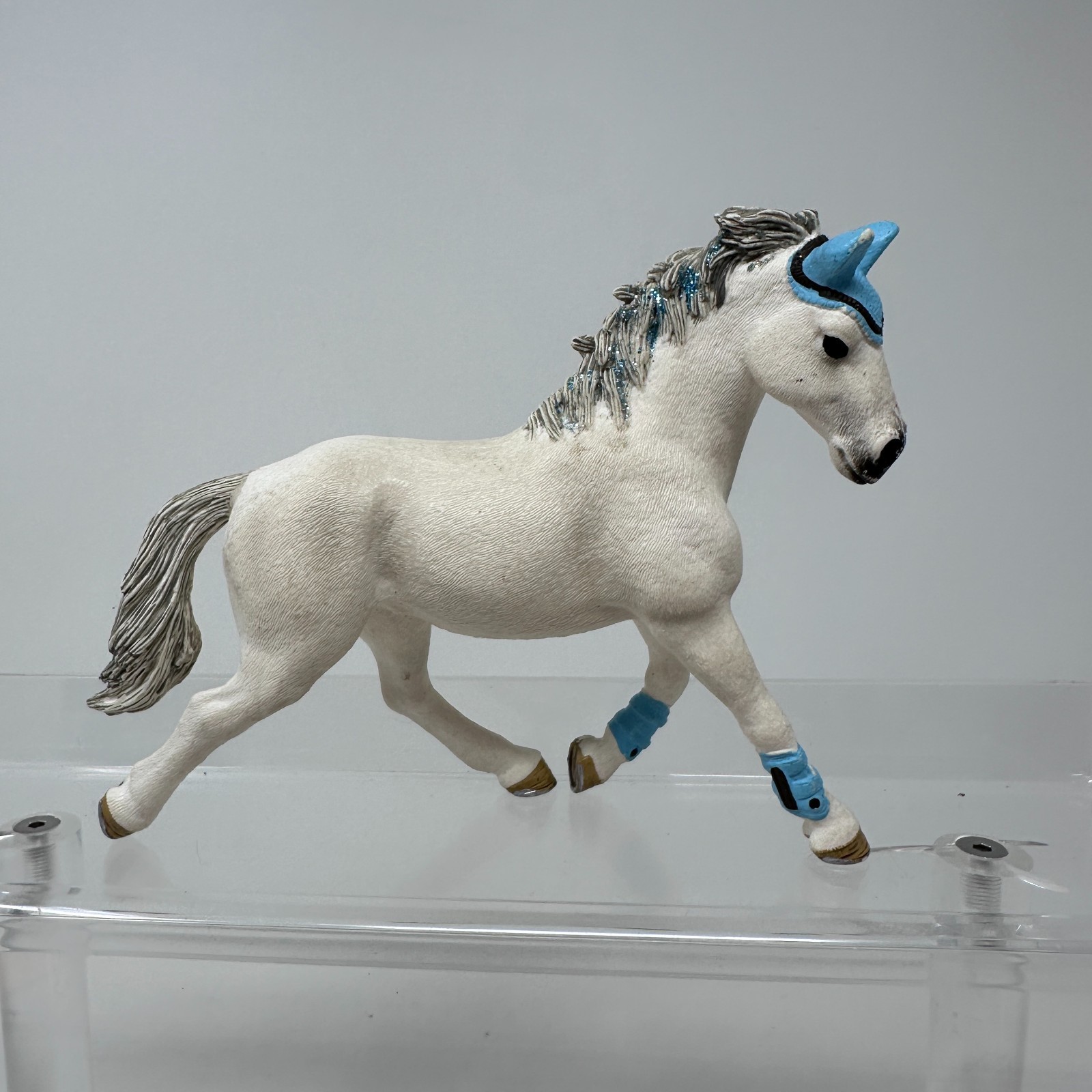 Schleich Hanoverian Mare Tournament Figure White Horse Stallion Animal Figurine