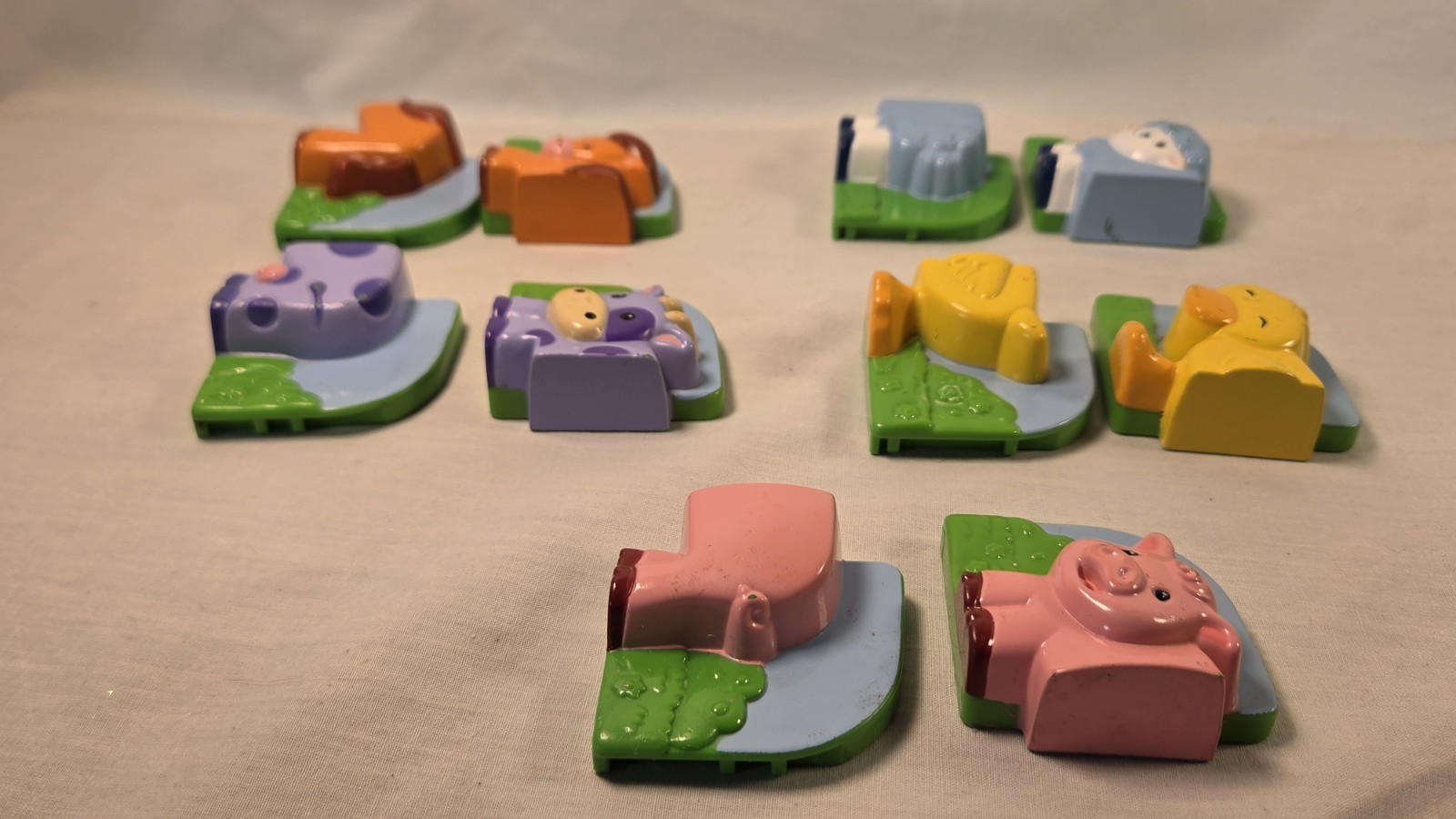 Leapfrog Fridge Farm Magnetic Animal Matching Set