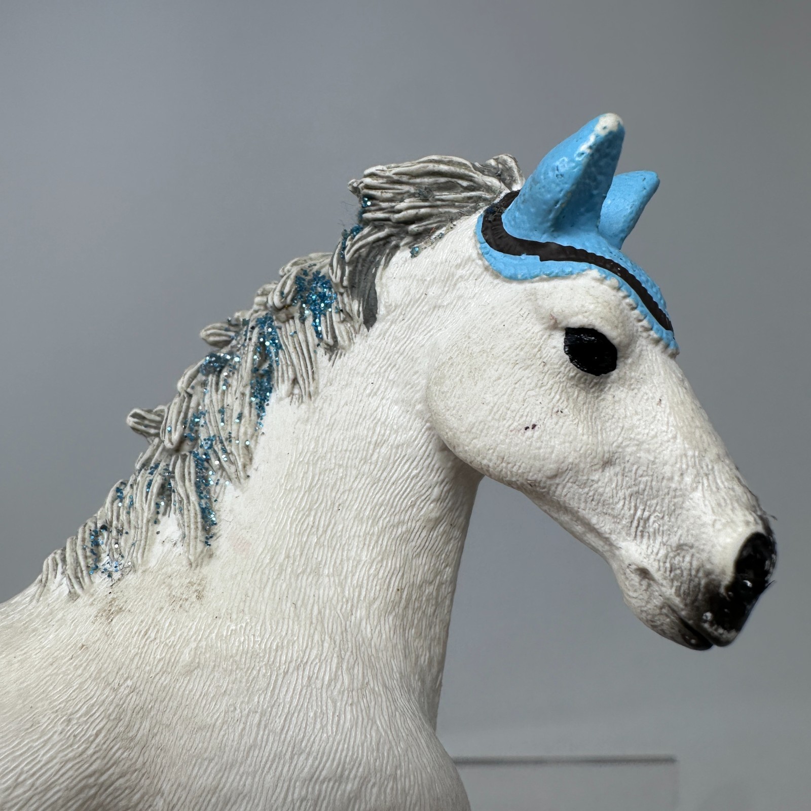 Schleich Hanoverian Mare Tournament Figure White Horse Stallion Animal Figurine