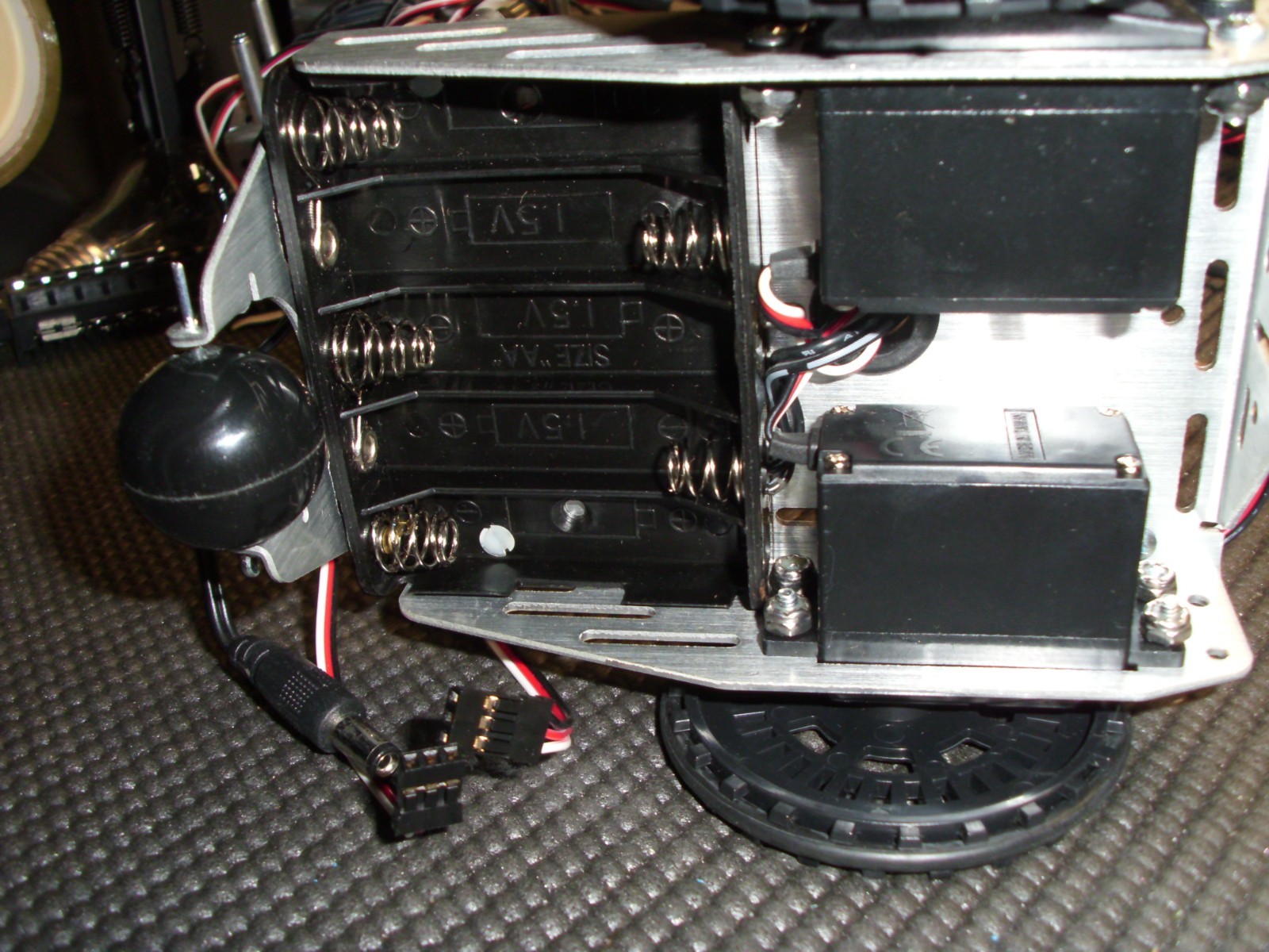 Robot car Chasis Boe Bot, with servos(parallax) and encoder sensor
