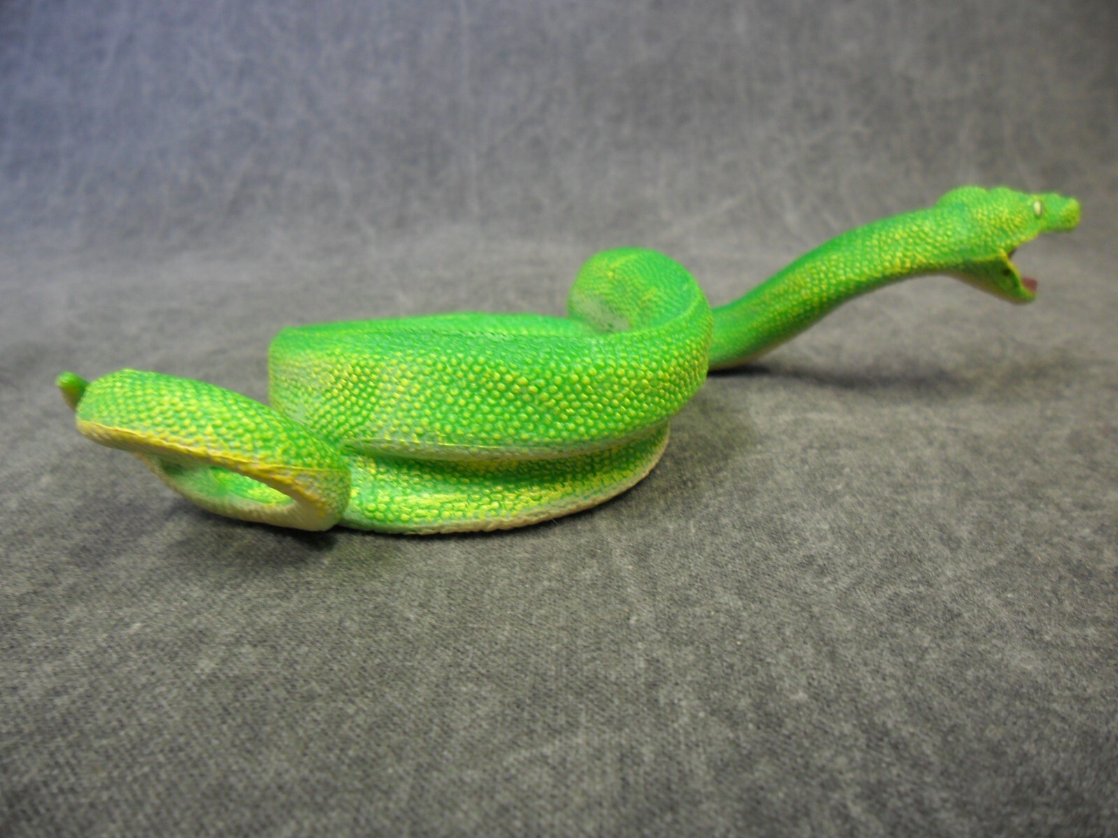 CollectA NIP * Green Tree Python * 88962 Wildlife Snake Model Toy Figurine