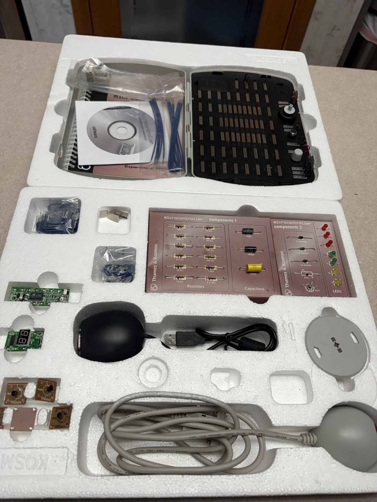 Thames & Kosmos Microcontroller Computer Systems Engineering Kit No. 614515